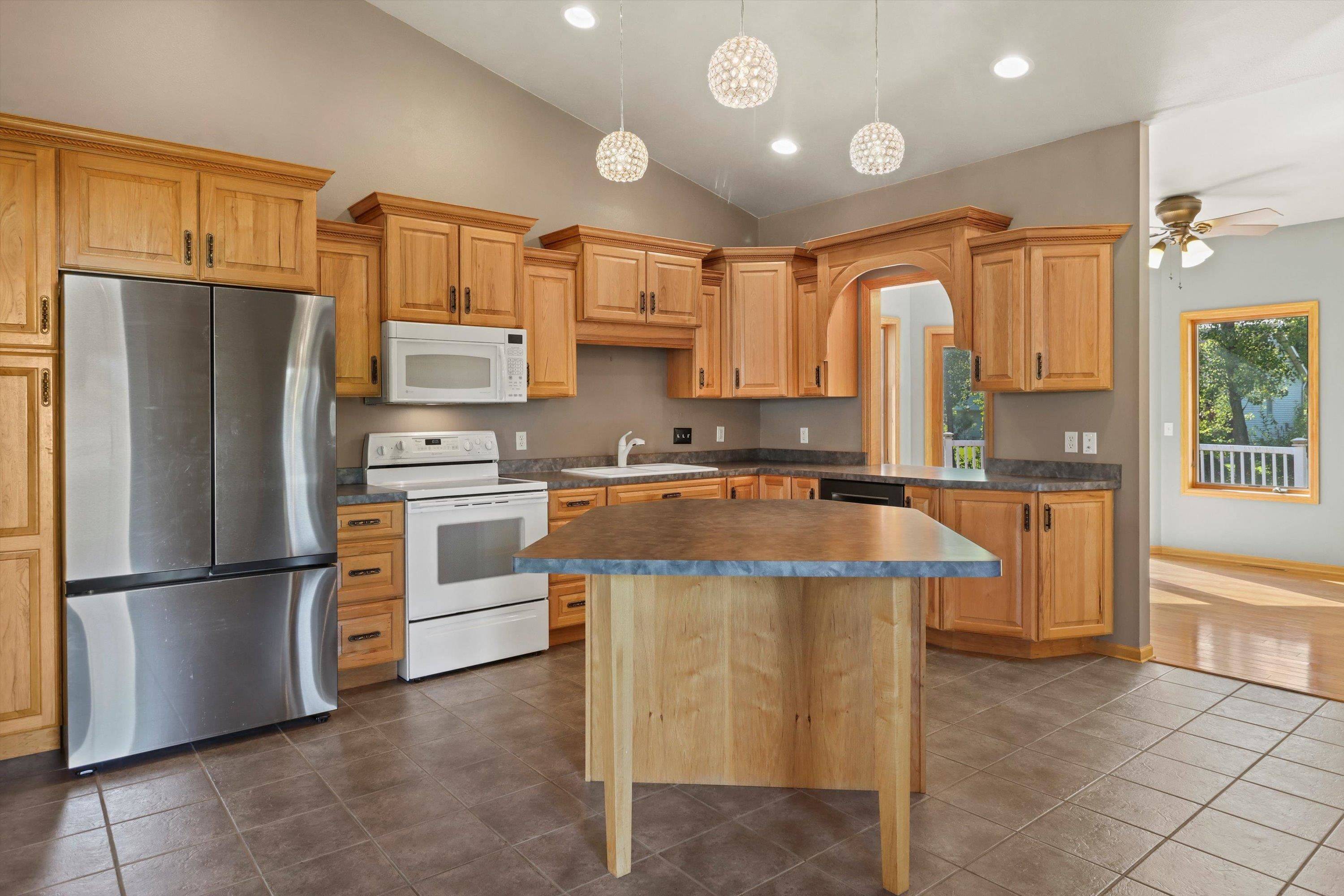 Poynette, WI 53955,1016 Eagle Lane