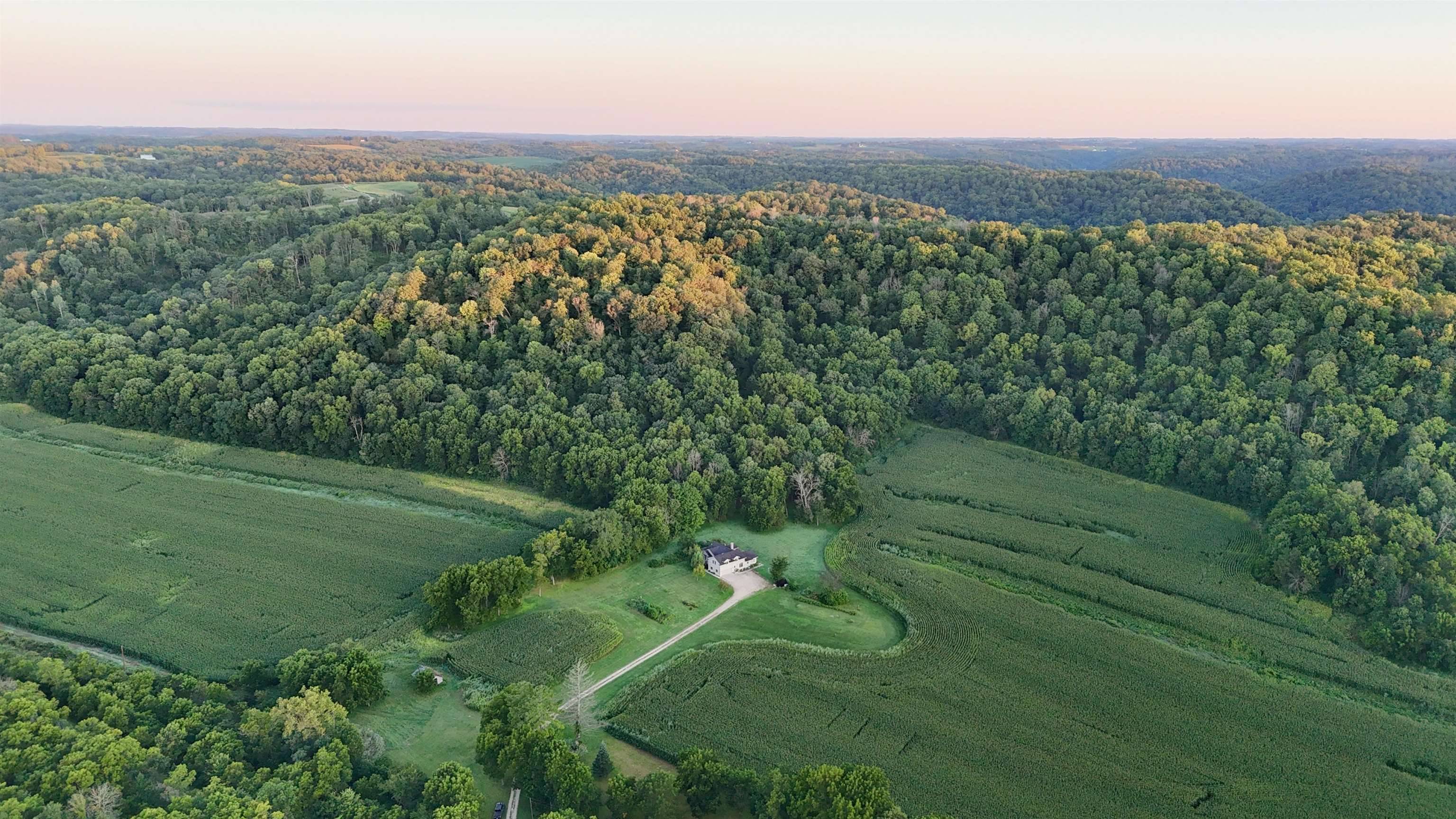 Blue River, WI 53518,16334 Gault Hollow Road