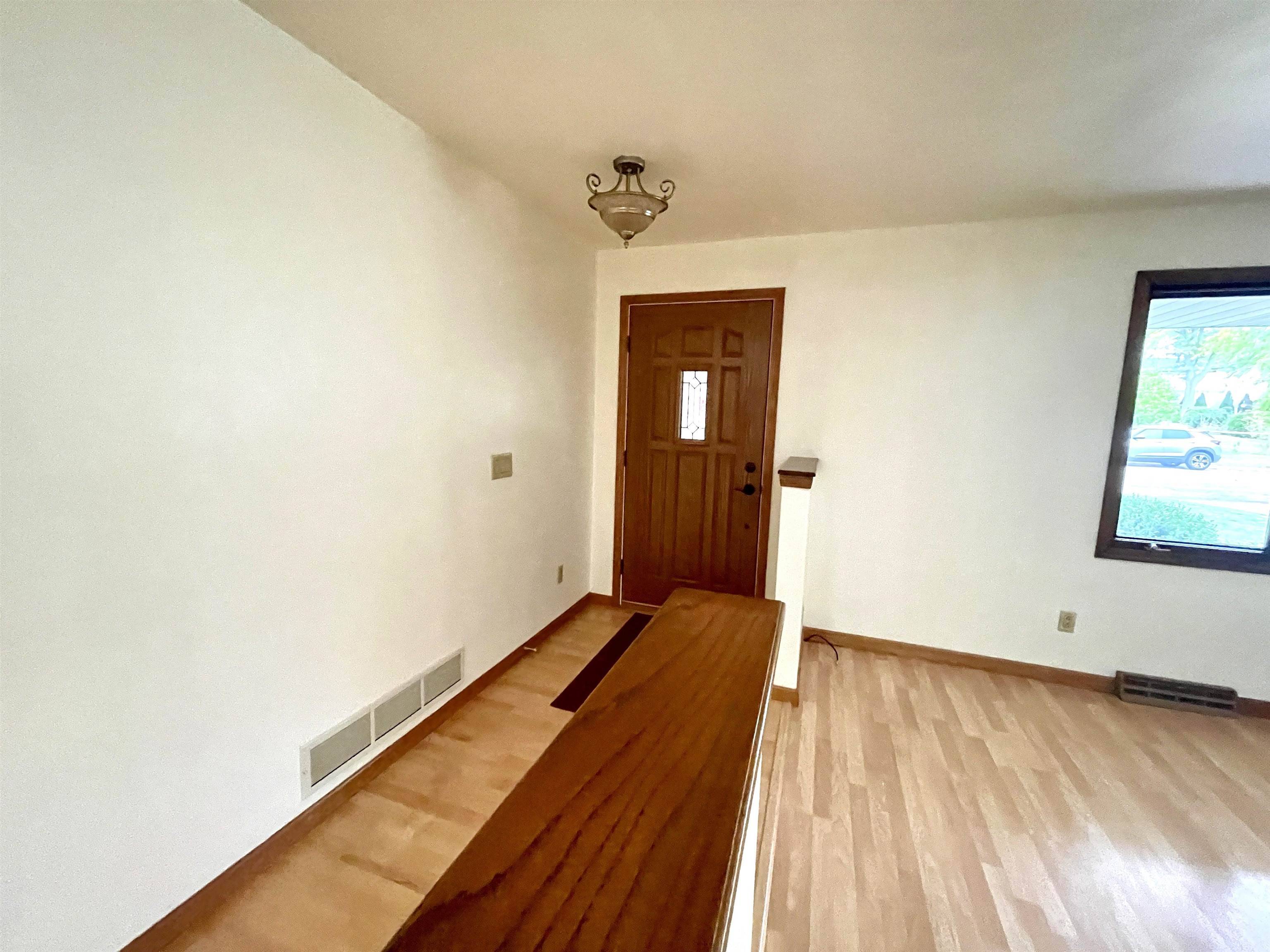 Monroe, WI 53566,2654 20th Avenue