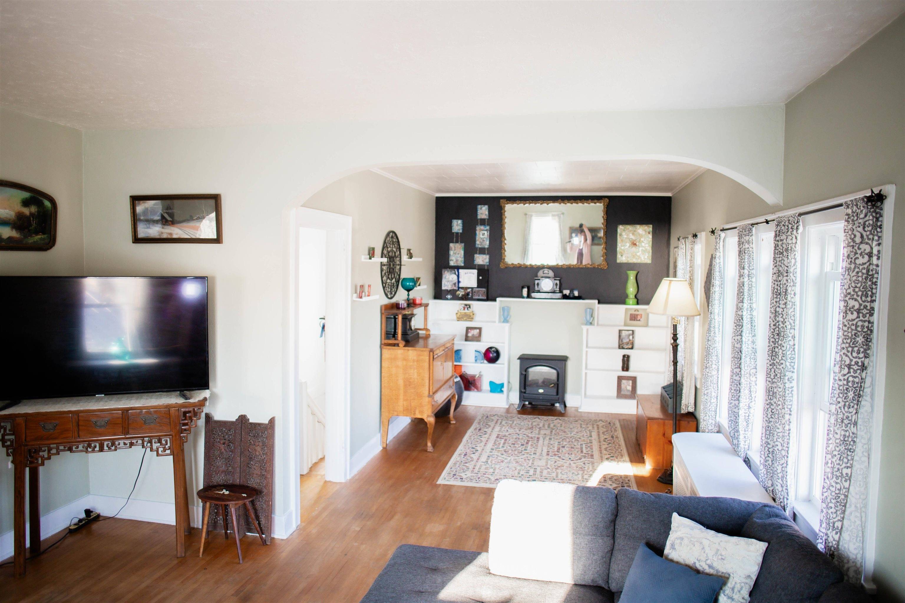 Evansville, WI 53536,115 E Main Street