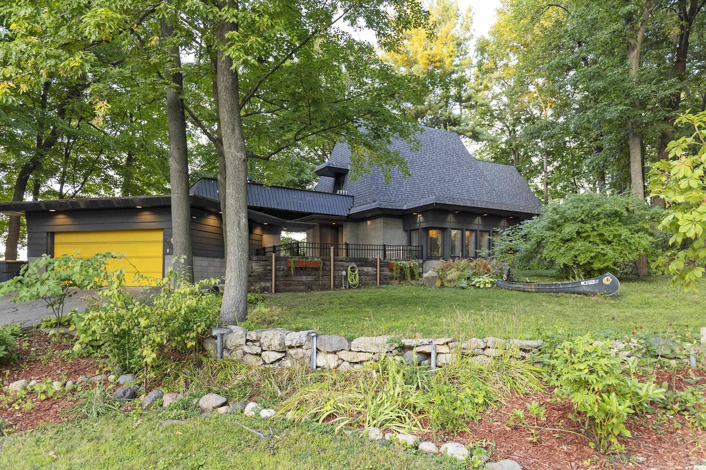 Watertown, WI 53094,W2740 Rock River Paradise