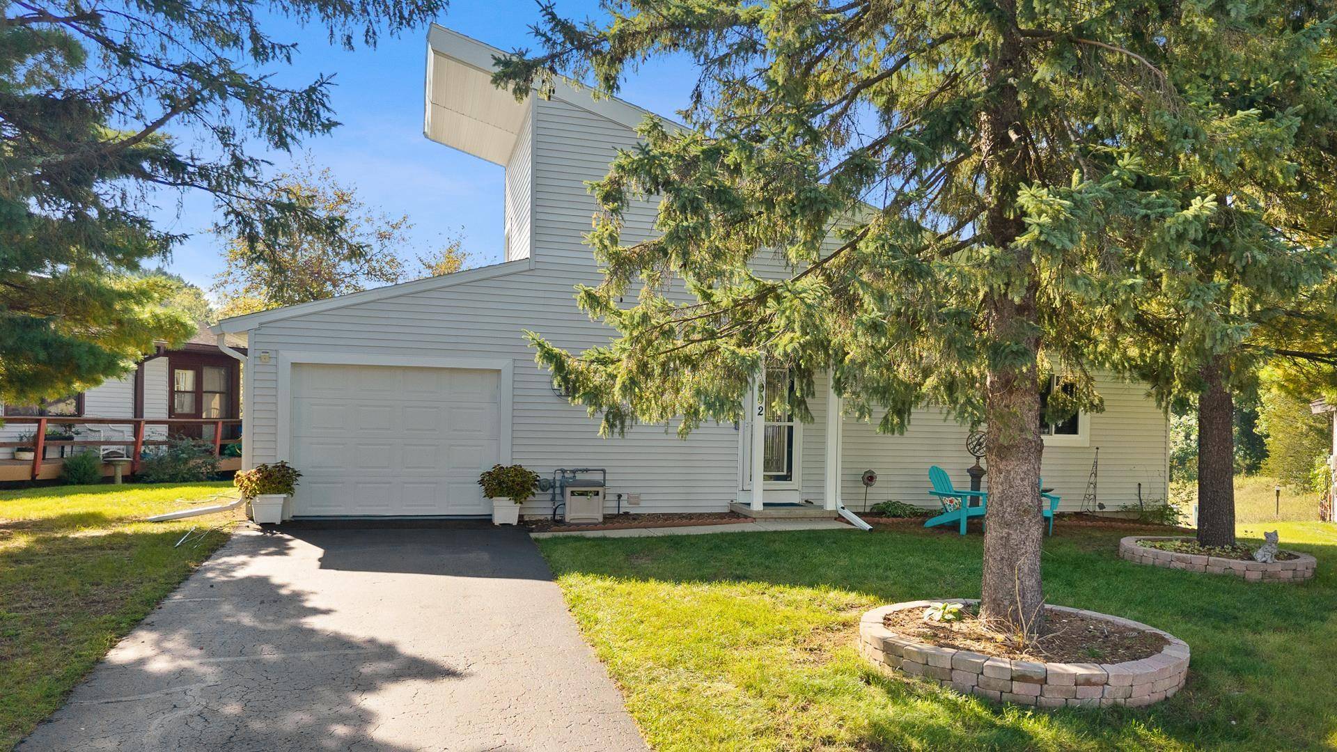 Portage, WI 53901,902 Saddle Ridge