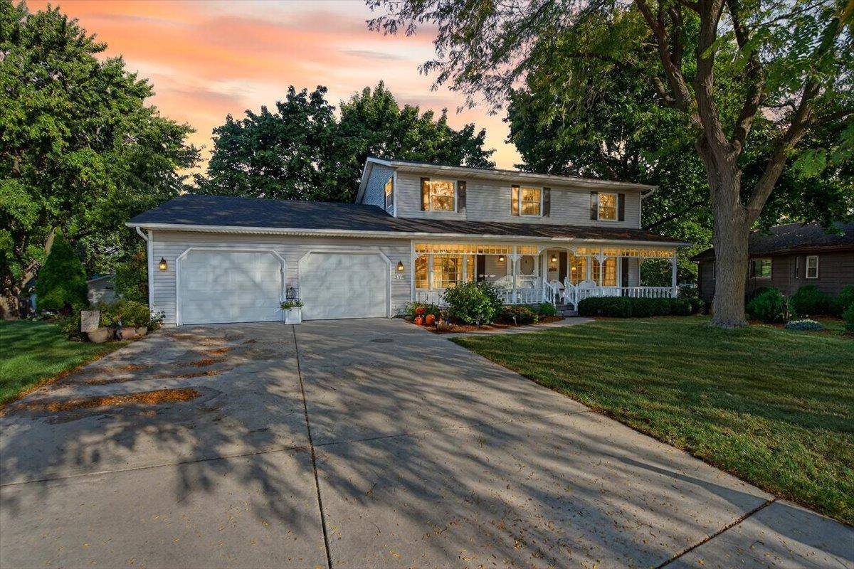 Sun Prairie, WI 53590,208 Scenic Court