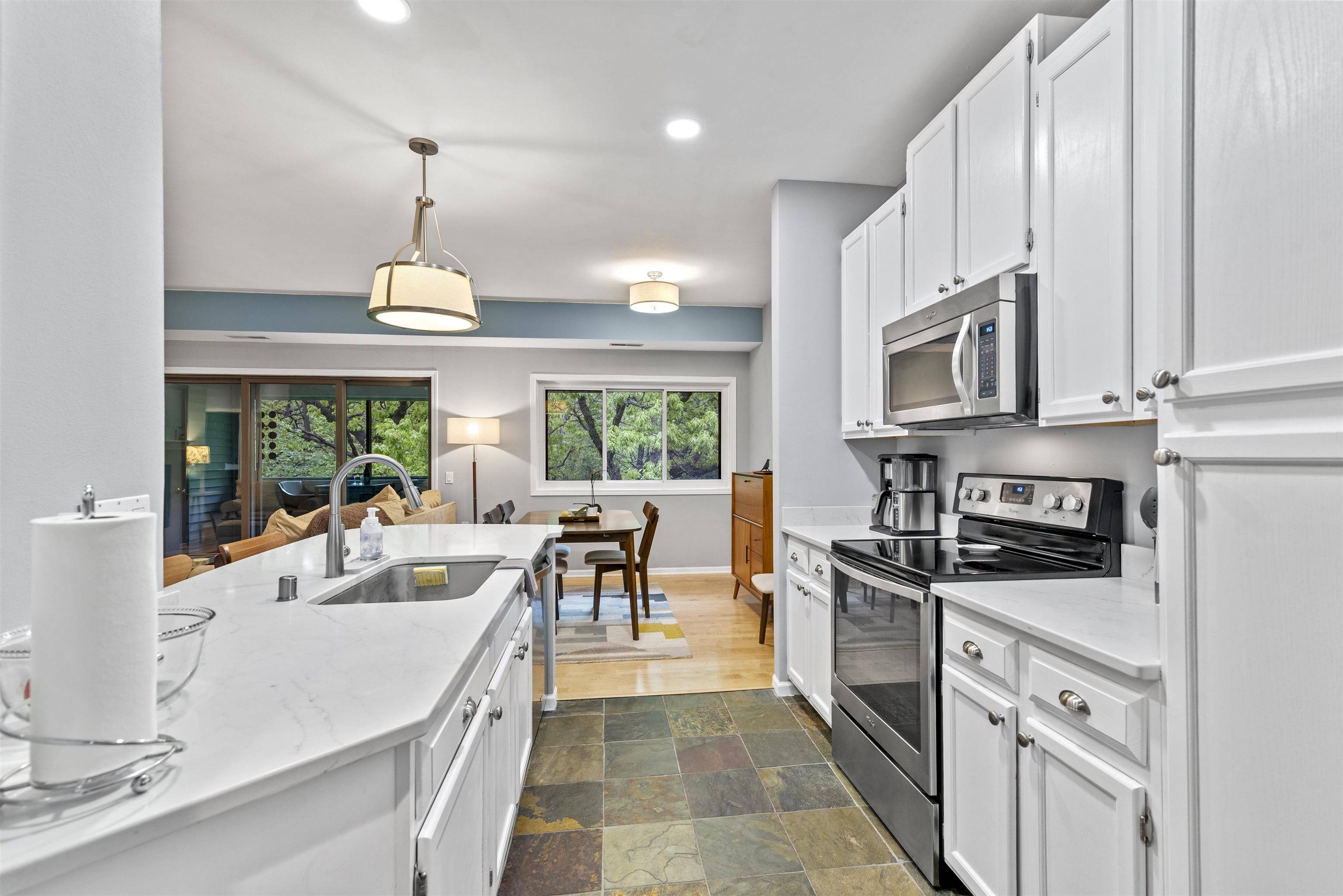 Fitchburg, WI 53711-6963,3010 Yarmouth Drive #202