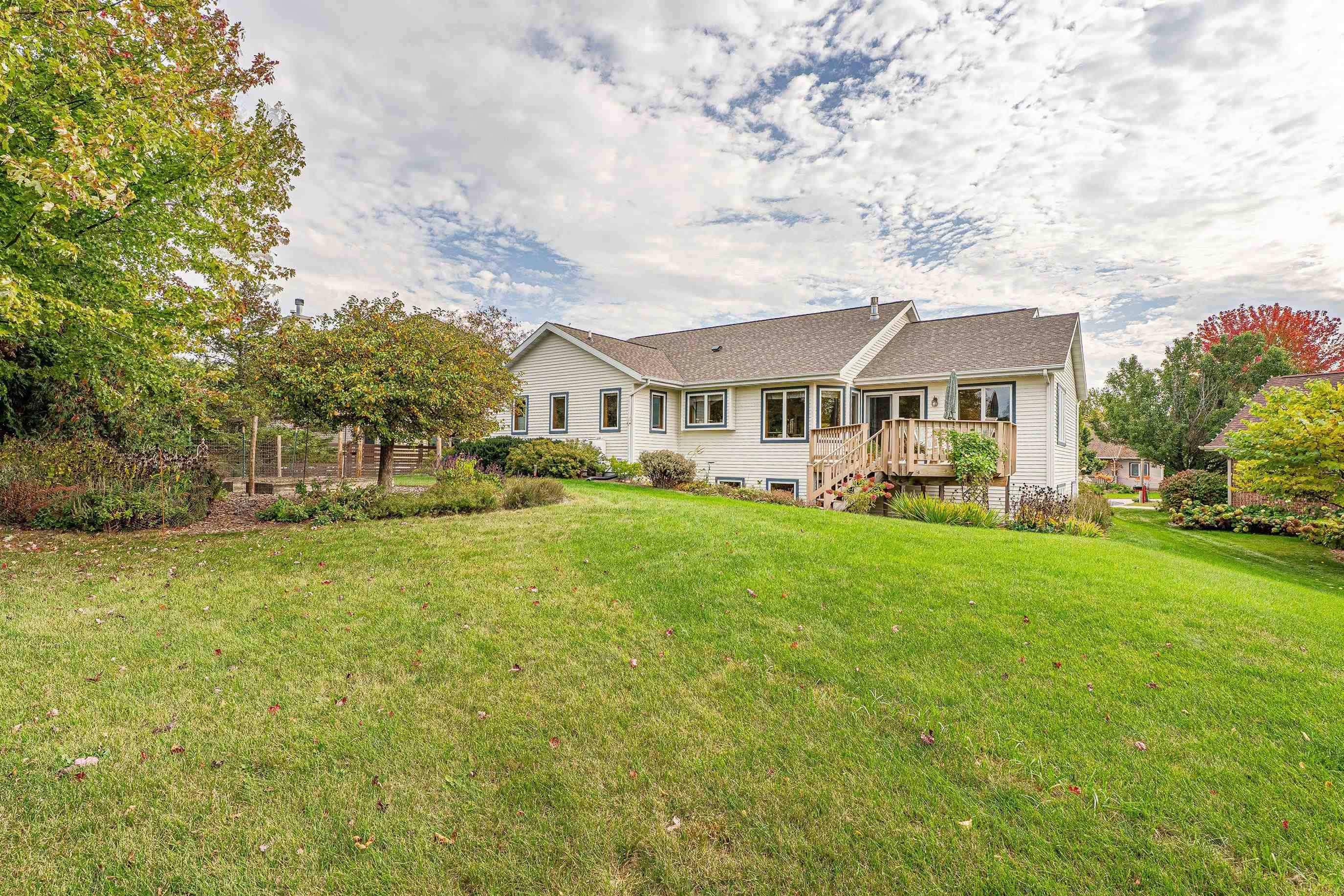 Mcfarland, WI 53558,6402 BRENDAN Circle