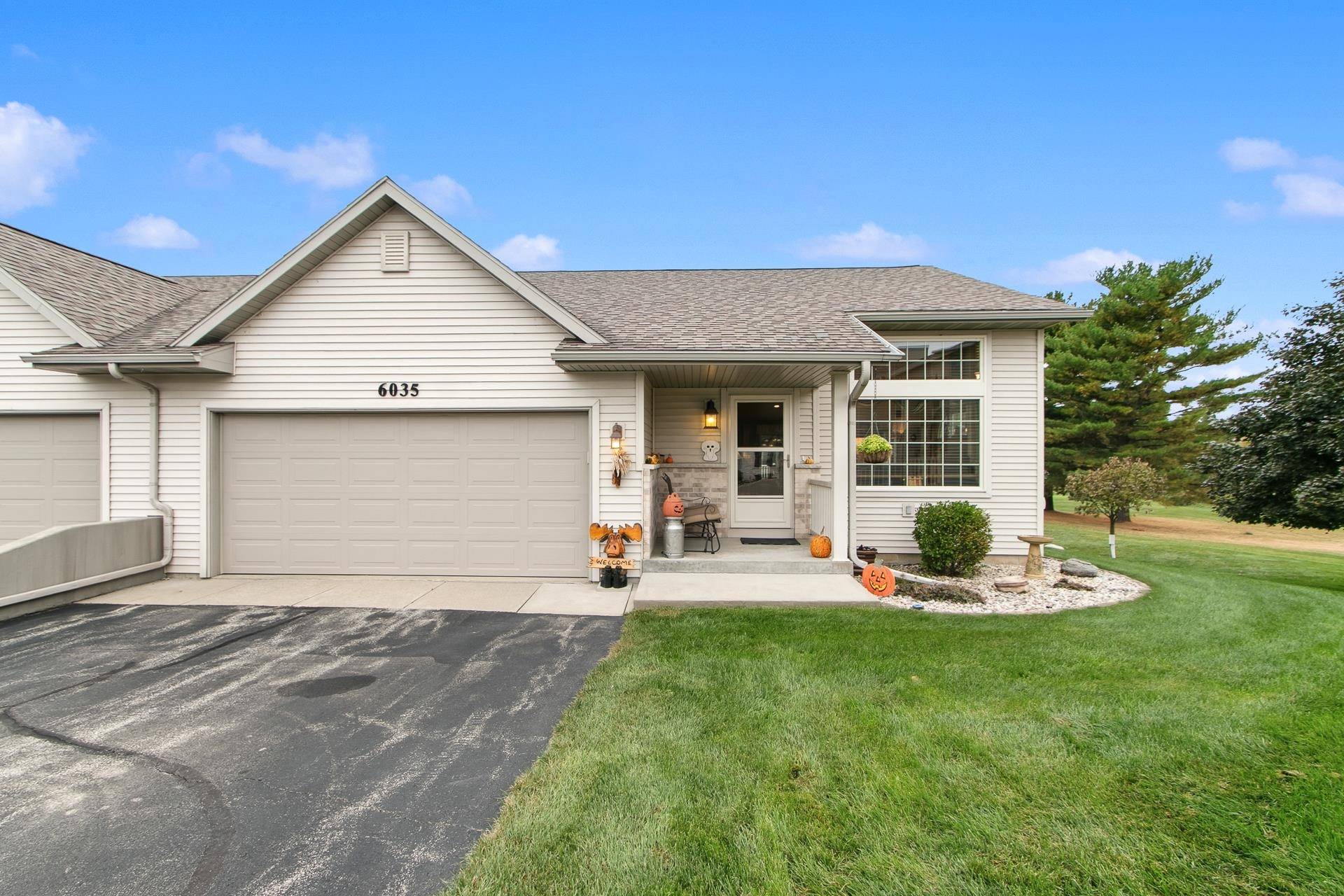 Portage, WI 53901,6035 Saddle Ridge #6035