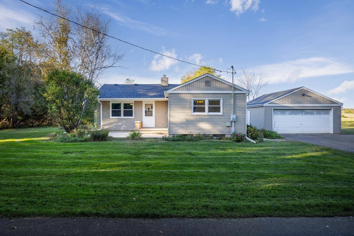 Edgerton, WI 53534,41 E Royal Vale