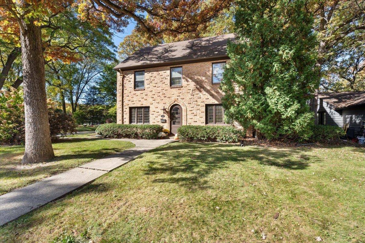 Madison, WI 53711,3918 Nakoma Road