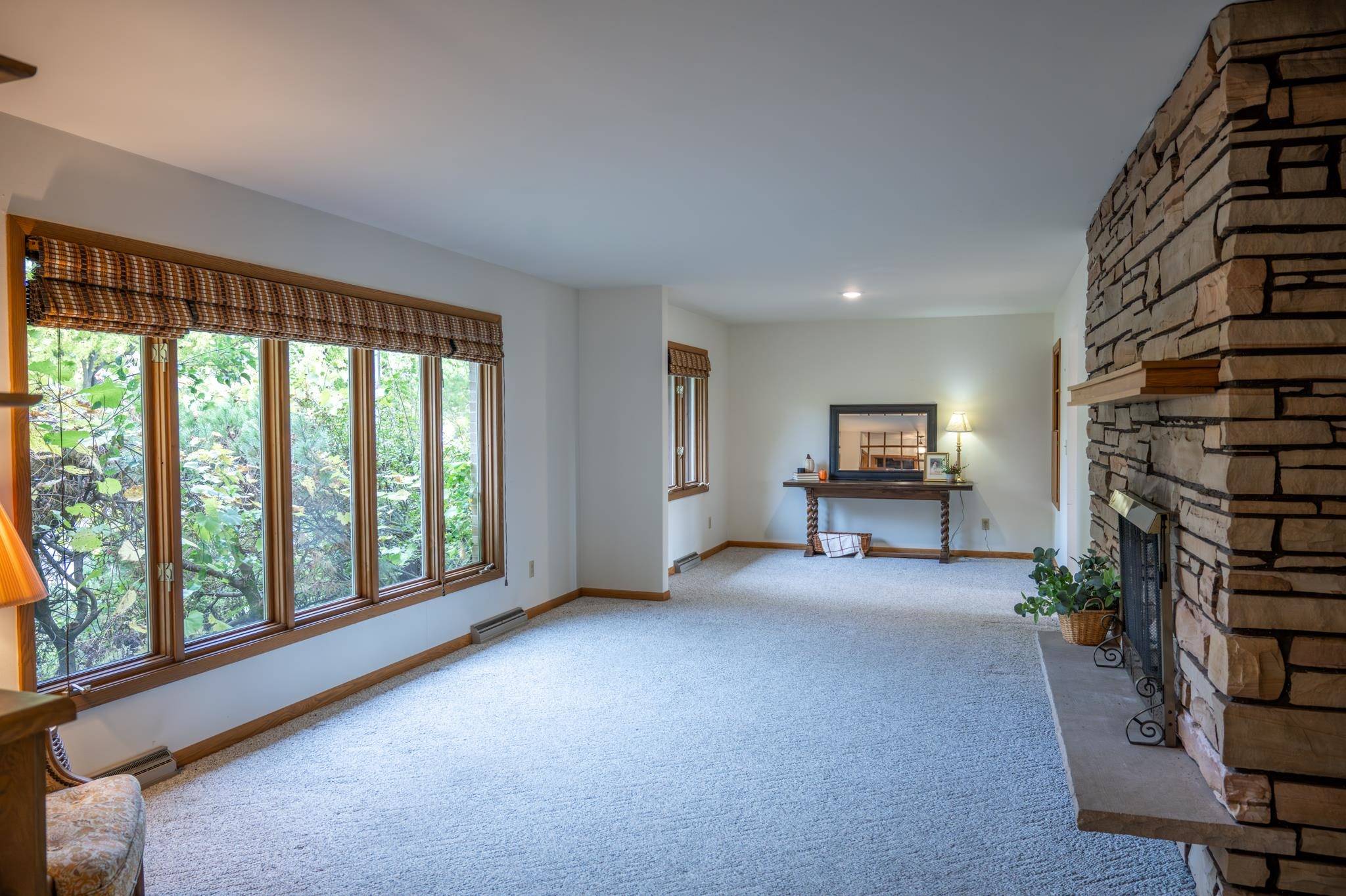 Mauston, WI 53948,804 Pearl Street