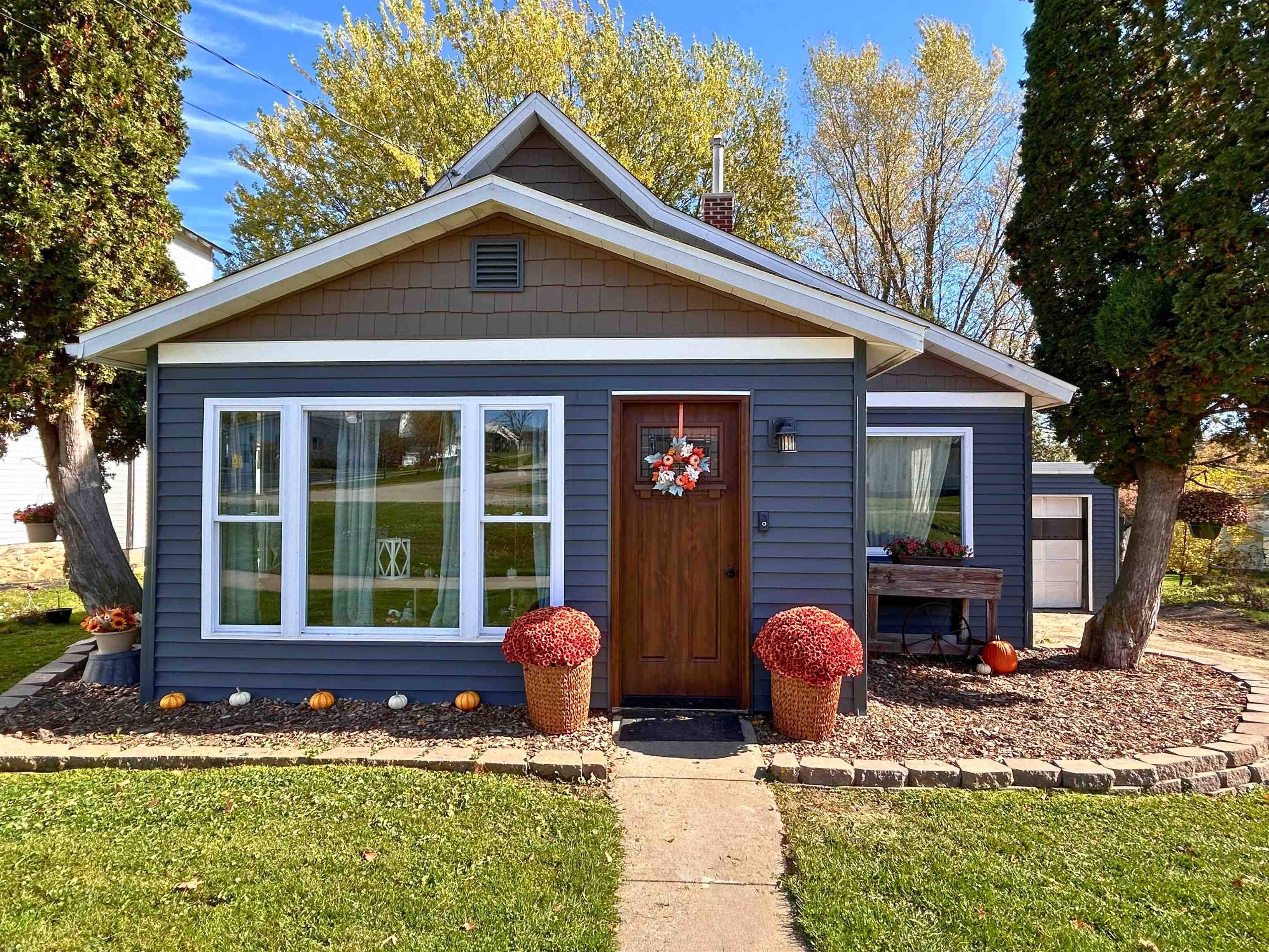 Ontario, WI 54651,404 Division Street