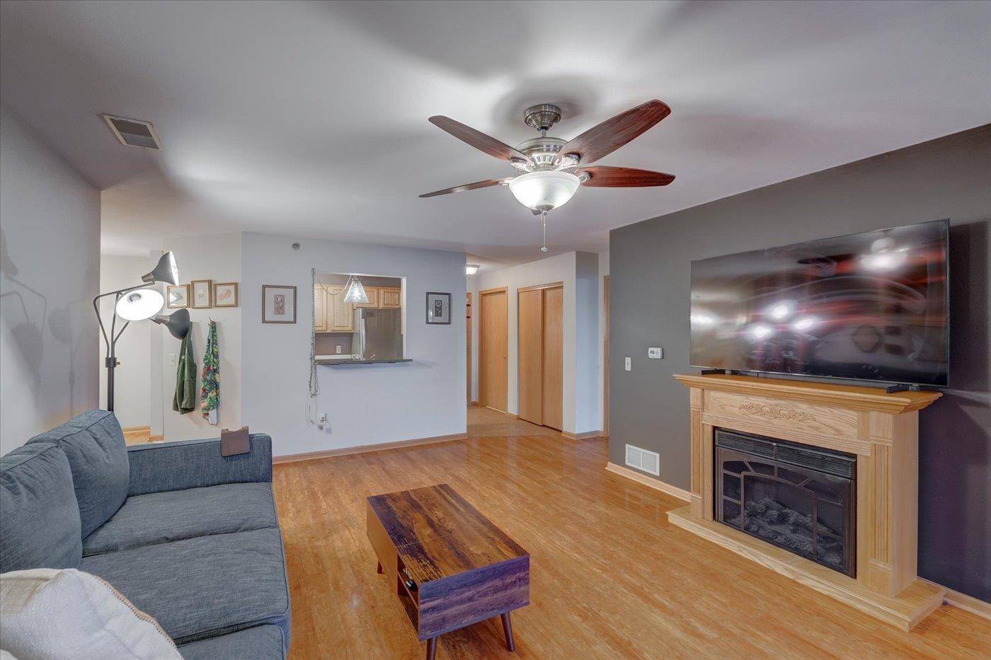 Verona, WI 53593,102 Prairie Heights Drive #416