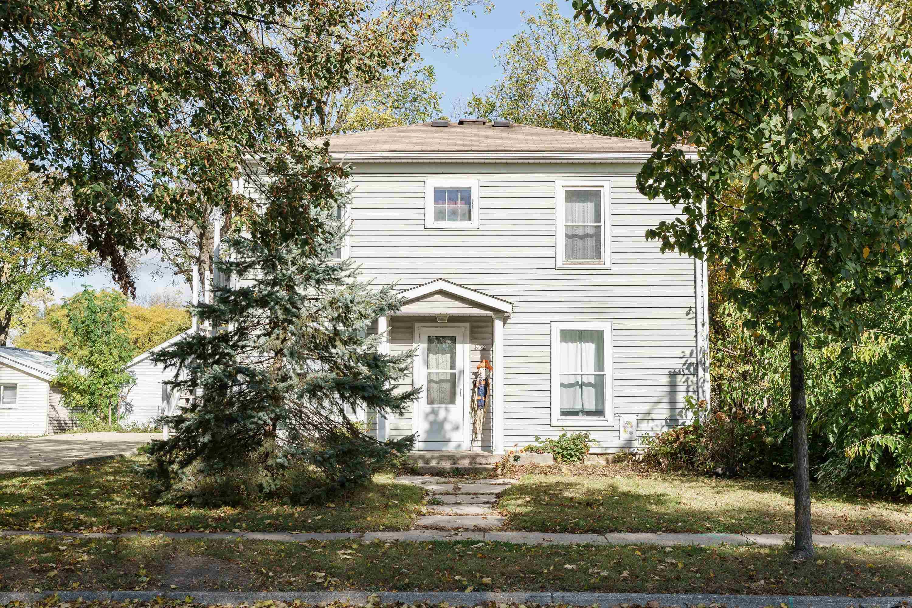 Whitewater, WI 53190,650-652 E North Street