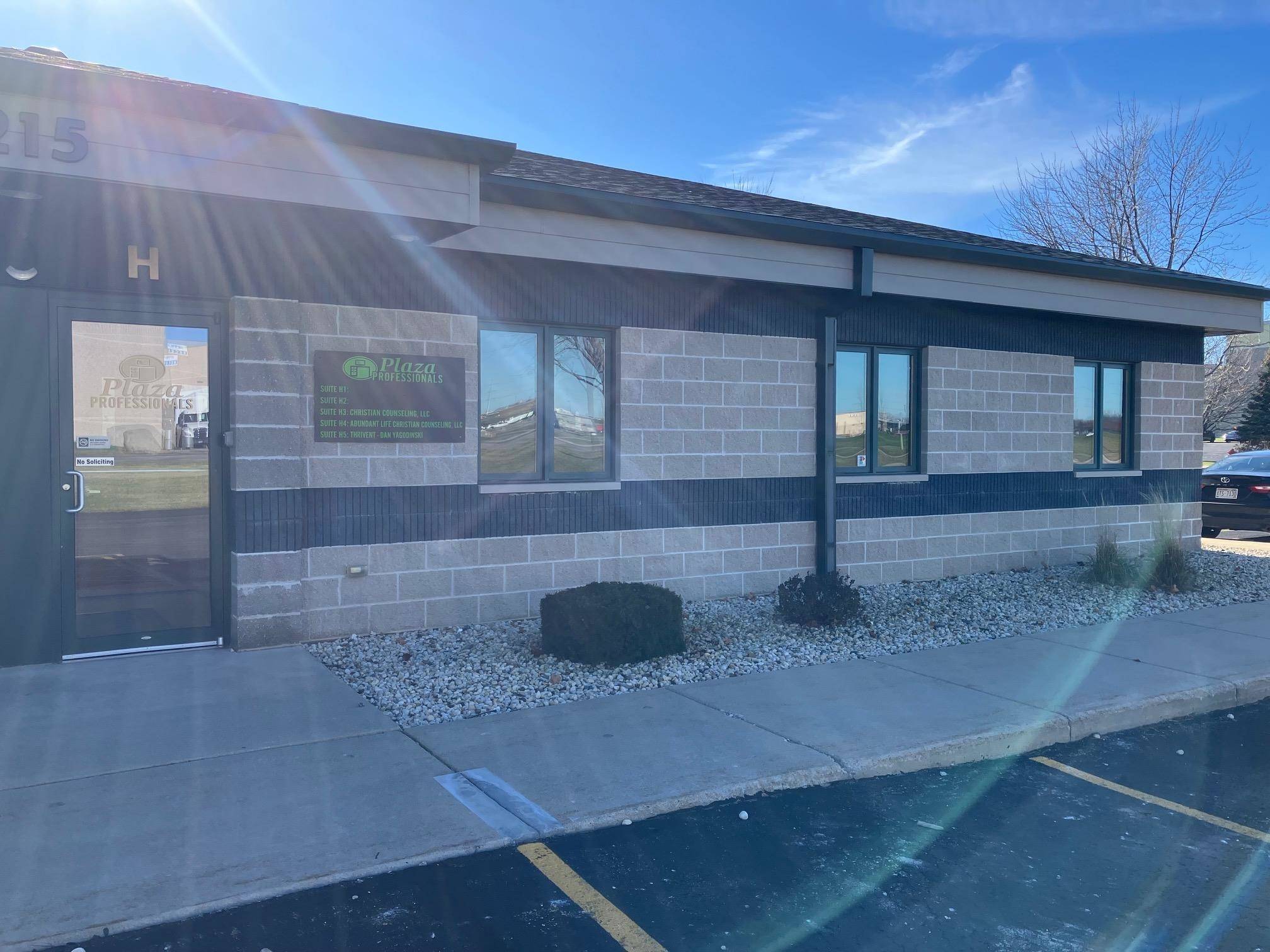 Beaver Dam, WI 53916,215 Corporate Drive #H