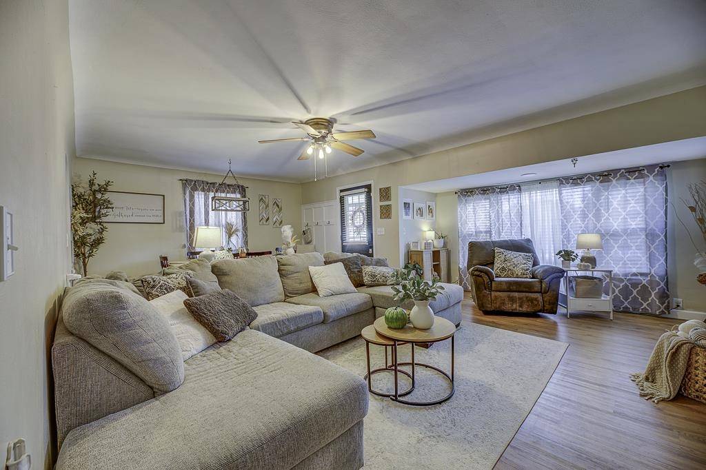 Janesville, WI 53548,1326 Myra Avenue