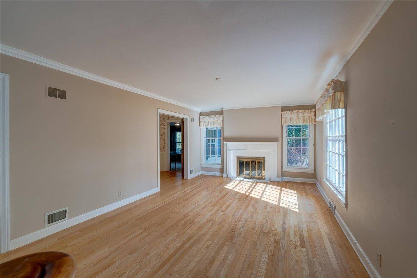 Madison, WI 53711,4206 Manitou Way