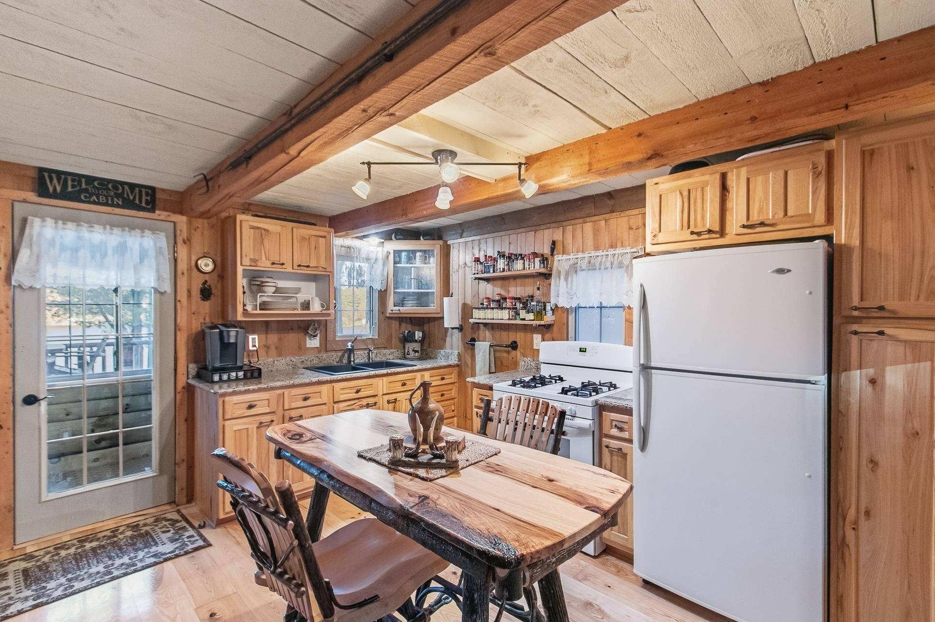 Oxford, WI 53952,W8120 Eagle Court