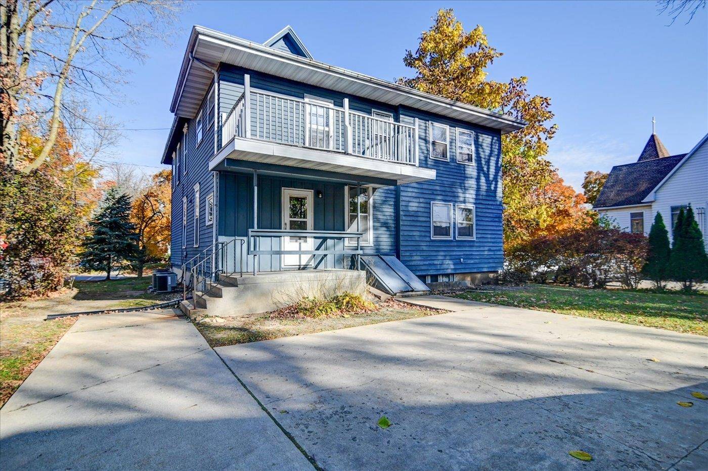 Madison, WI 53715,1133-1135 Vilas Avenue