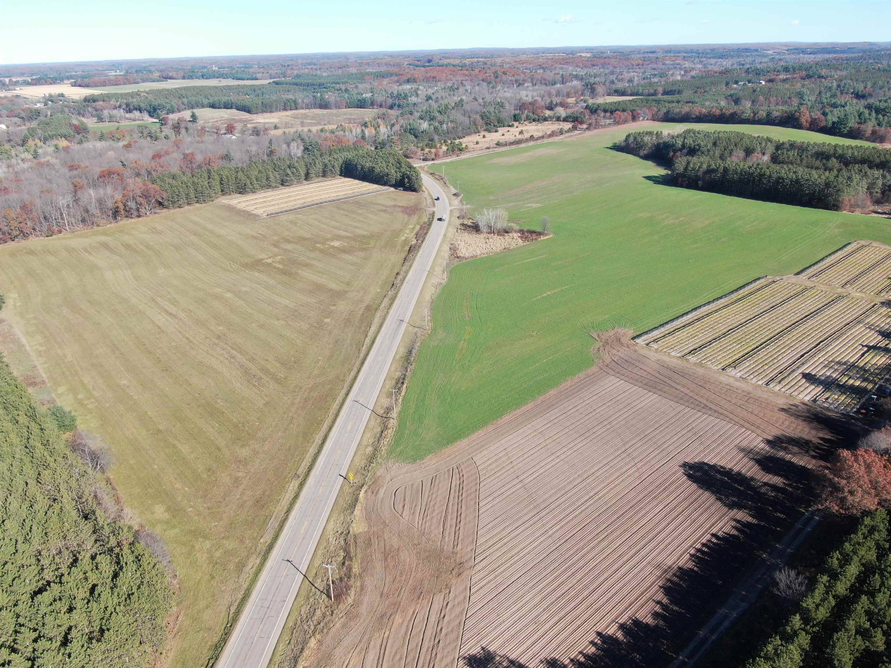 Rosholt, WI 54473,10061 Flume Road