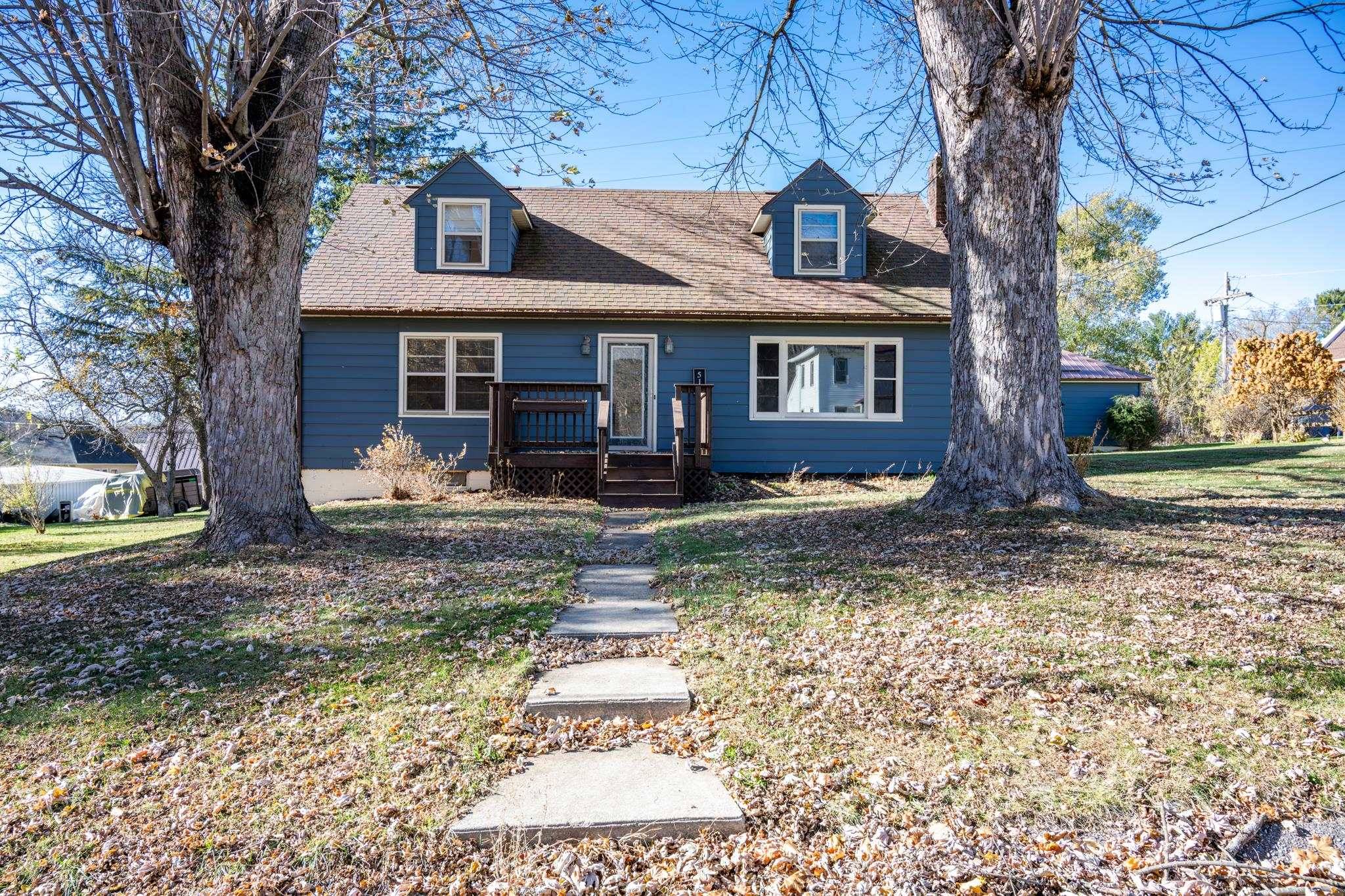 Wonewoc, WI 53968,515 N East Street