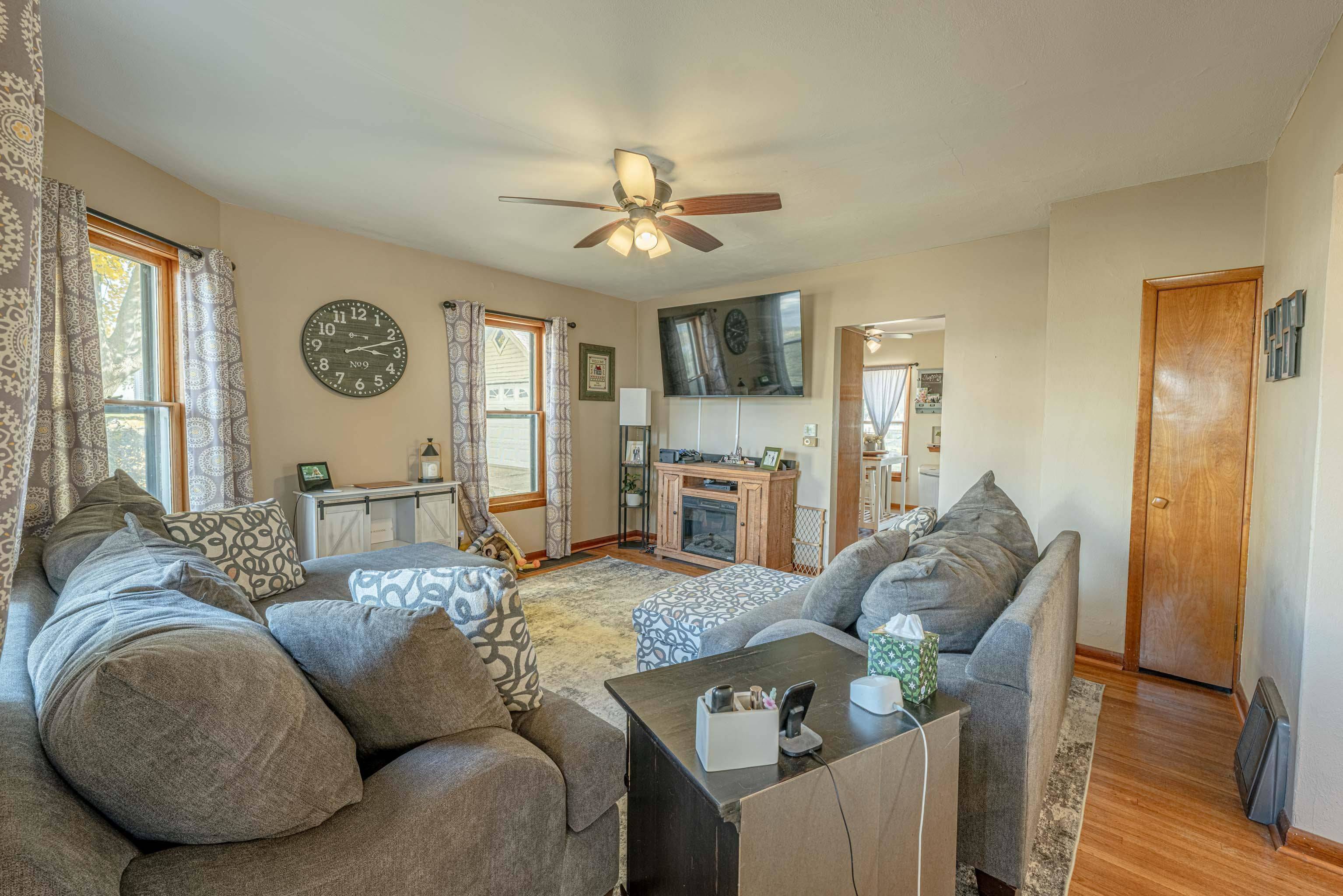 Monroe, WI 53566,816 11th Street