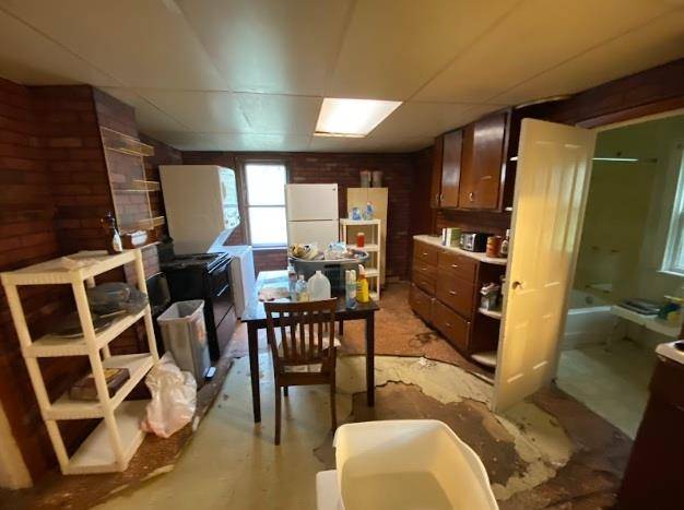 Jefferson, WI 53549-1112,146 W North Street