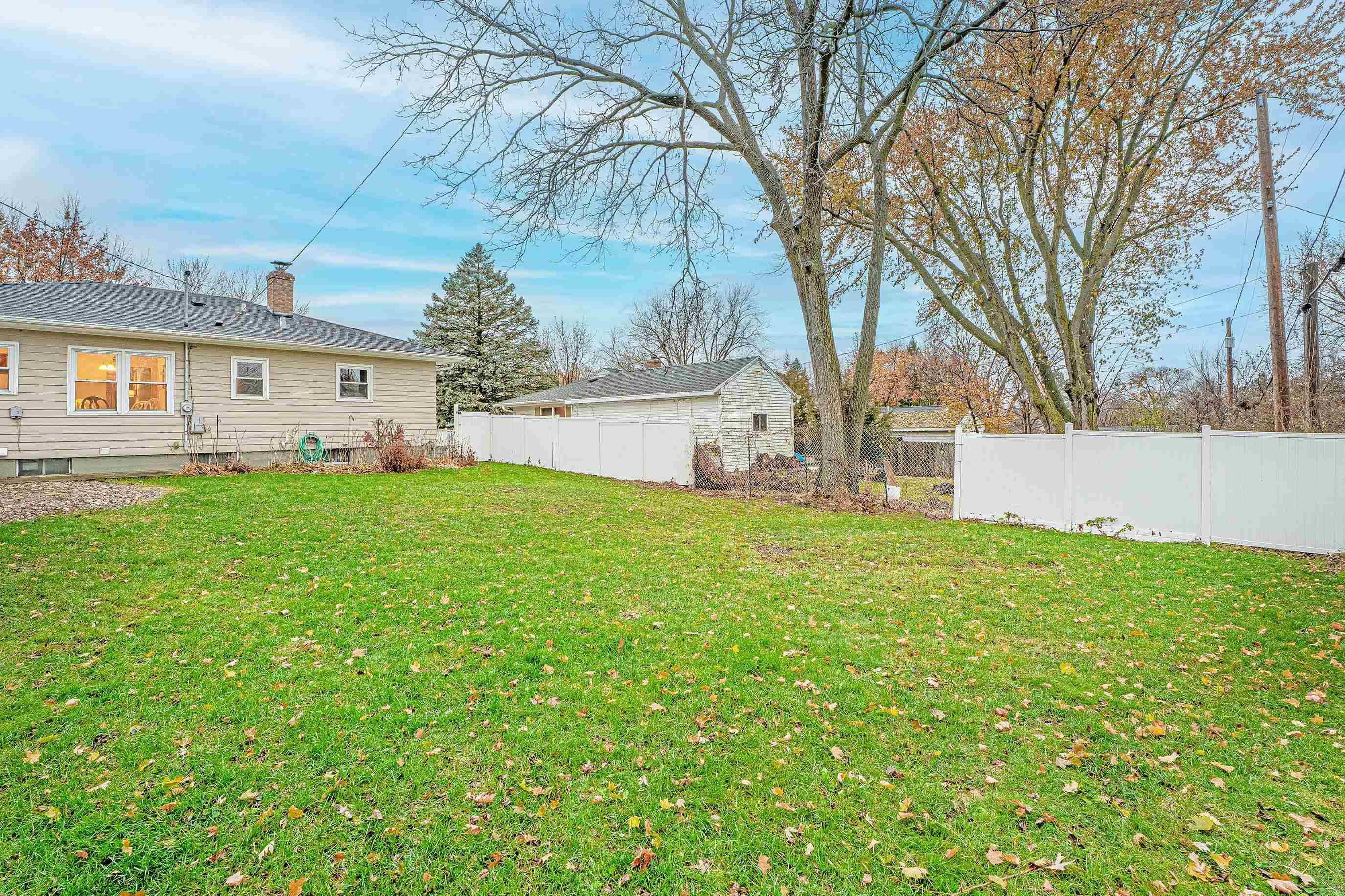 Madison, WI 53704,1526 ARIZONA Pass