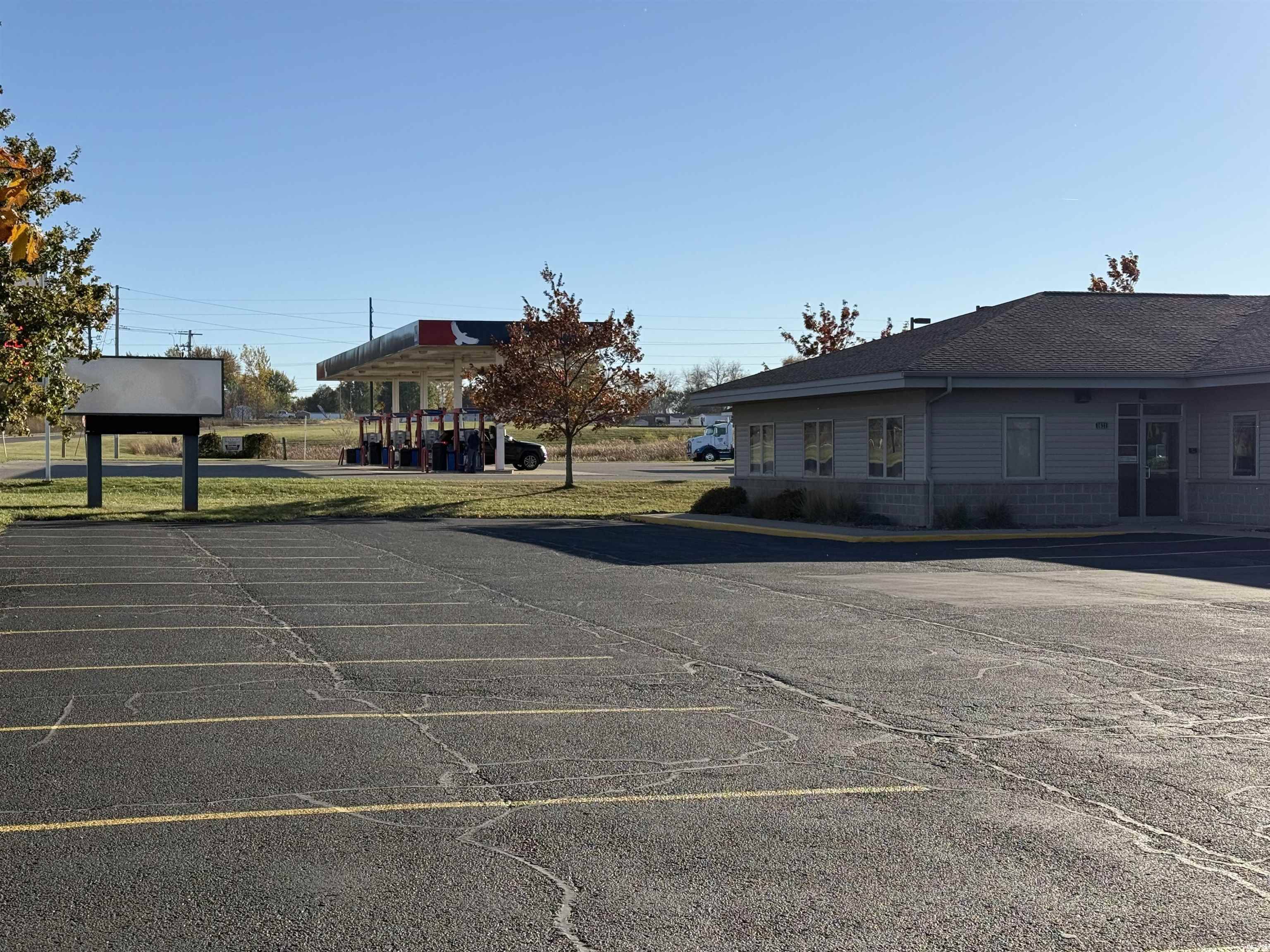 Monroe, WI 53566,1627 W 4th Avenue