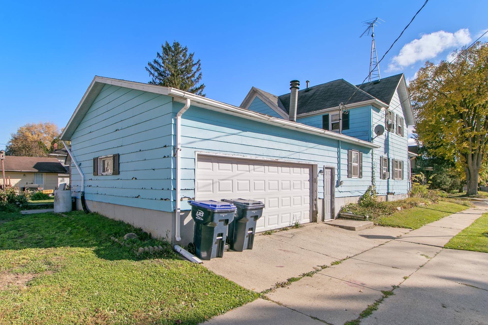 Horicon, WI 53032,402 E Maple Street