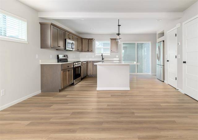 Verona, WI 53593,1674 Happy Trails Boulevard