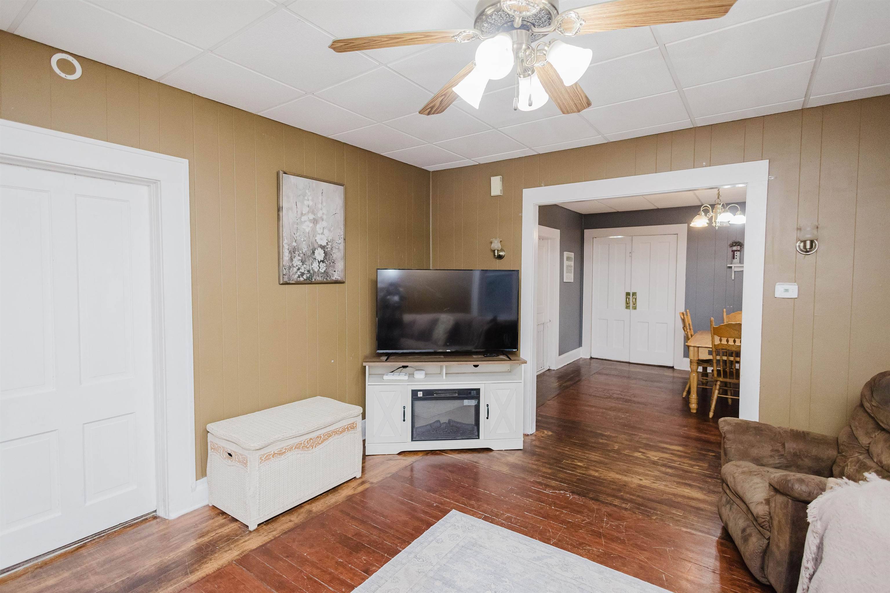 Mineral Point, WI 53565,225 Washington Street