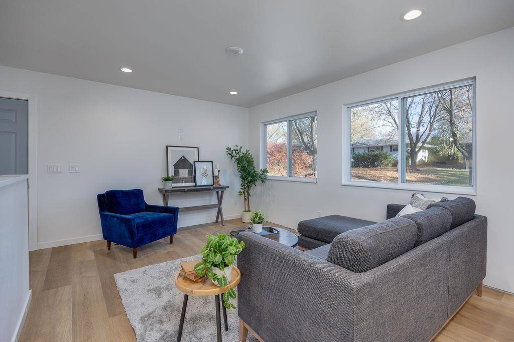 Madison, WI 53716,1214 Bay Ridge Road