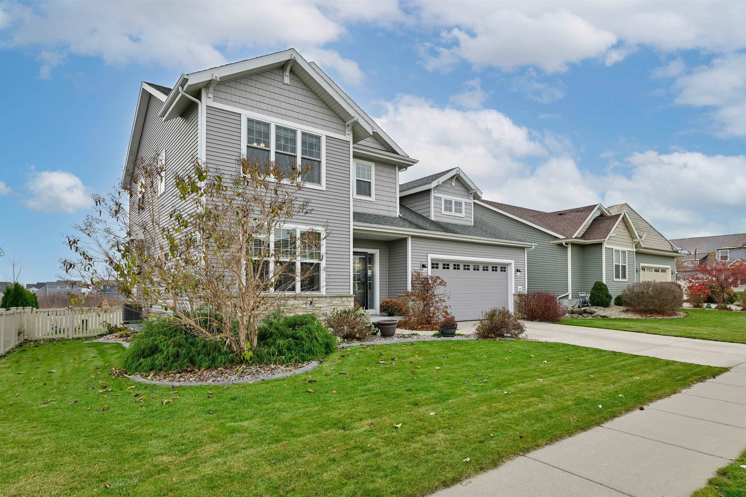 Mcfarland, WI 53558,6087 Pine Ridge Way