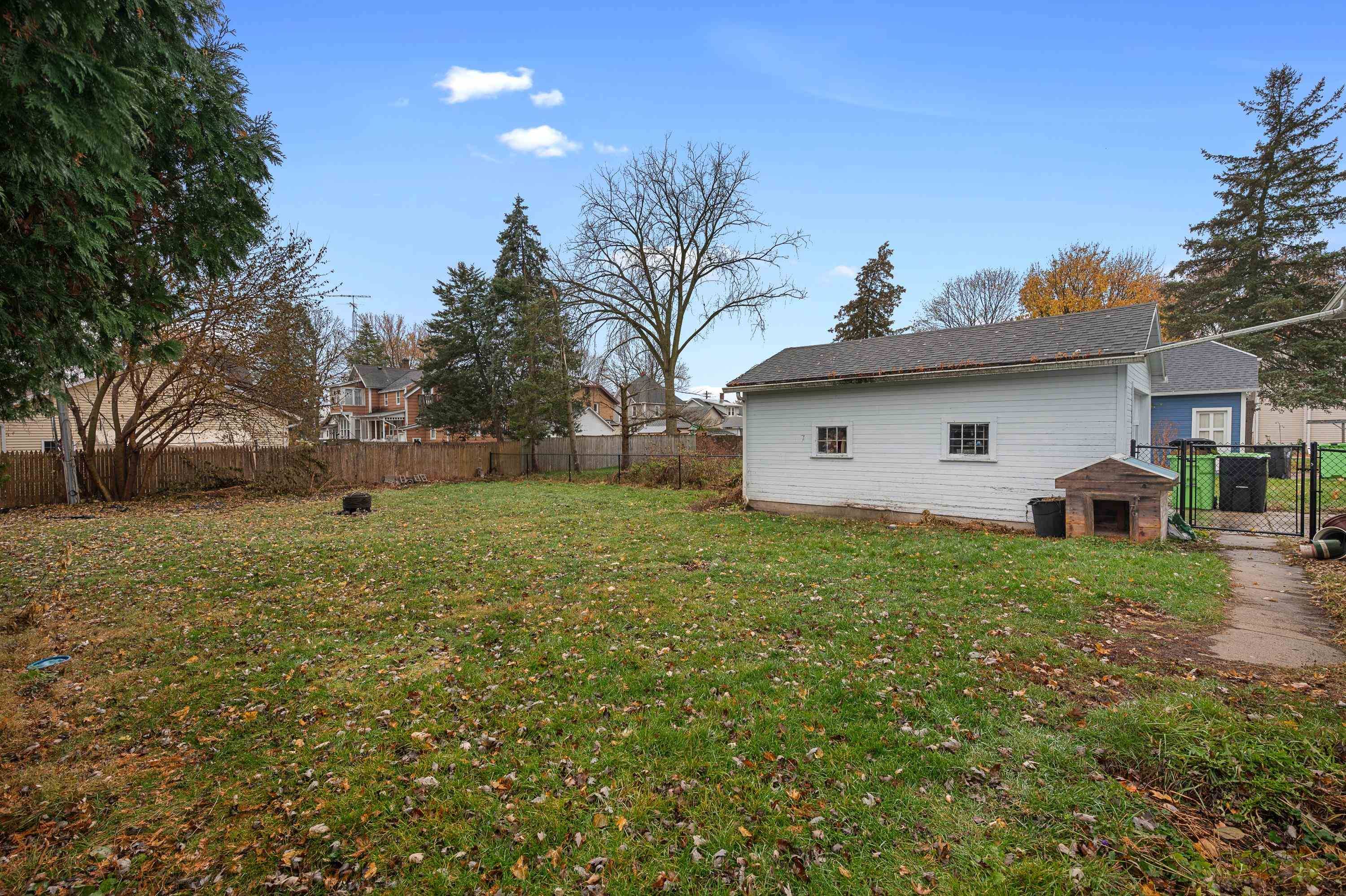 Beaver Dam, WI 53916,309 4th Street