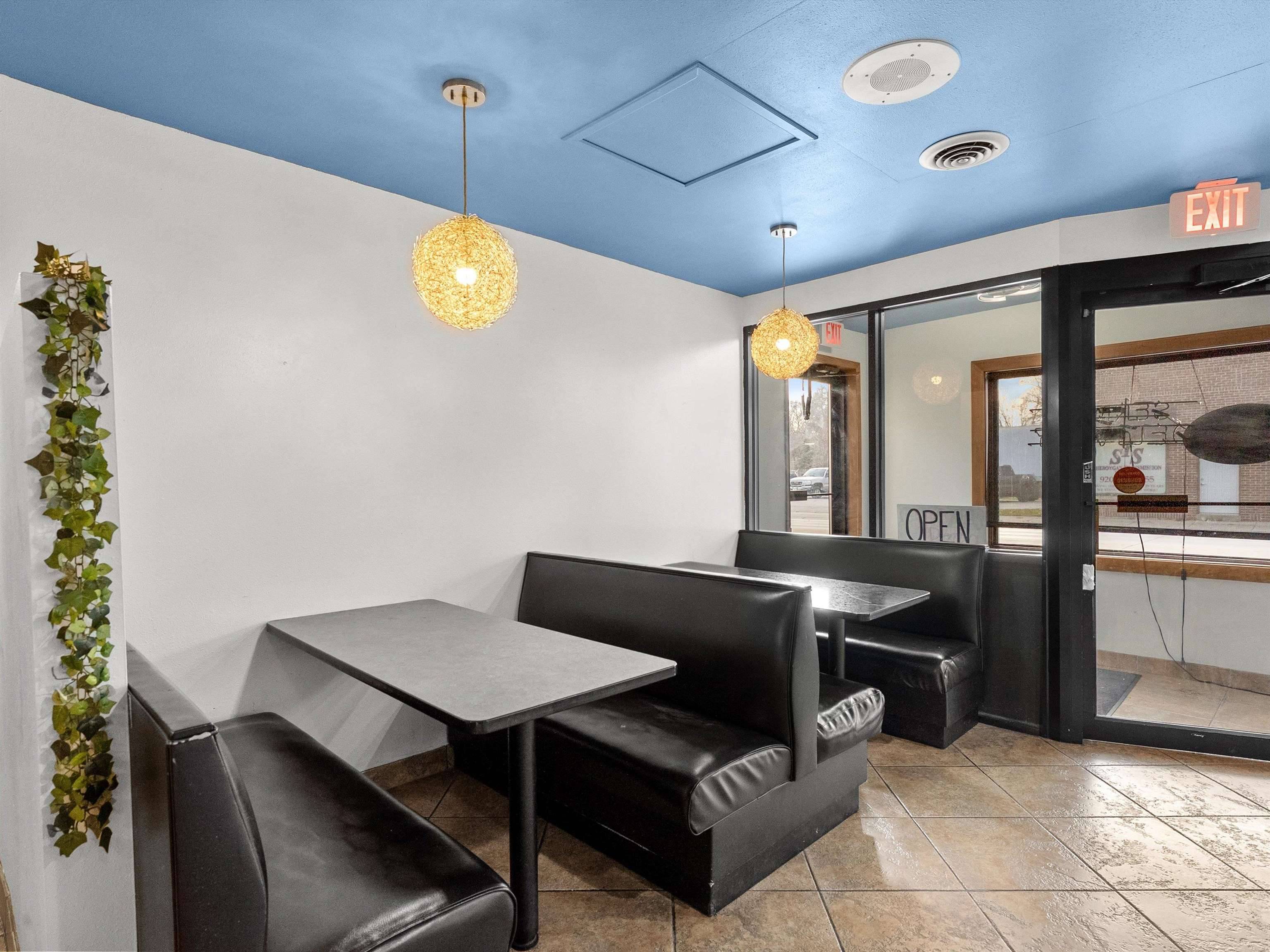 Sheboygan, WI 53081,1733-1735 Calumet Drive