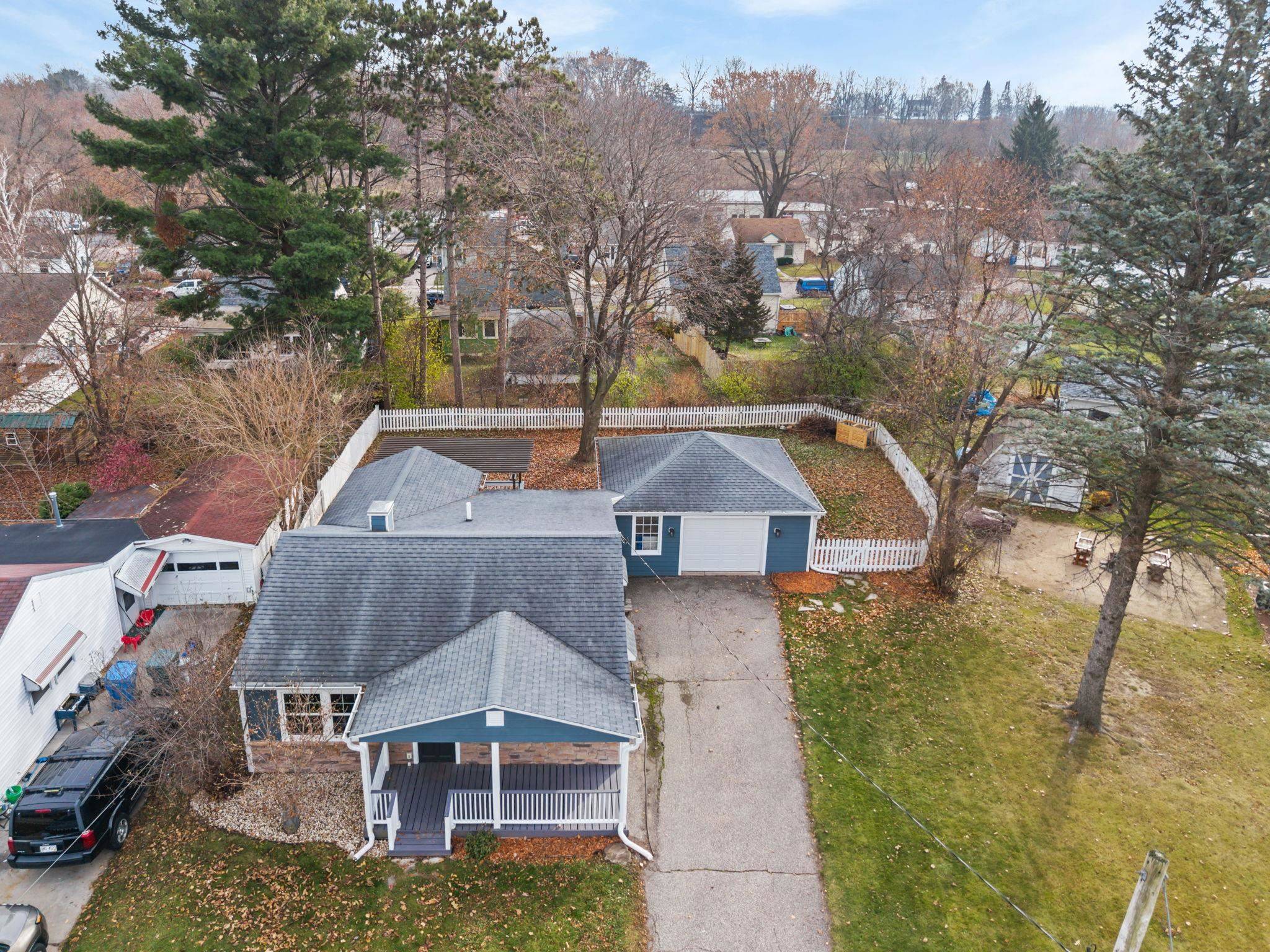 Baraboo, WI 53913,433 Rachael Road