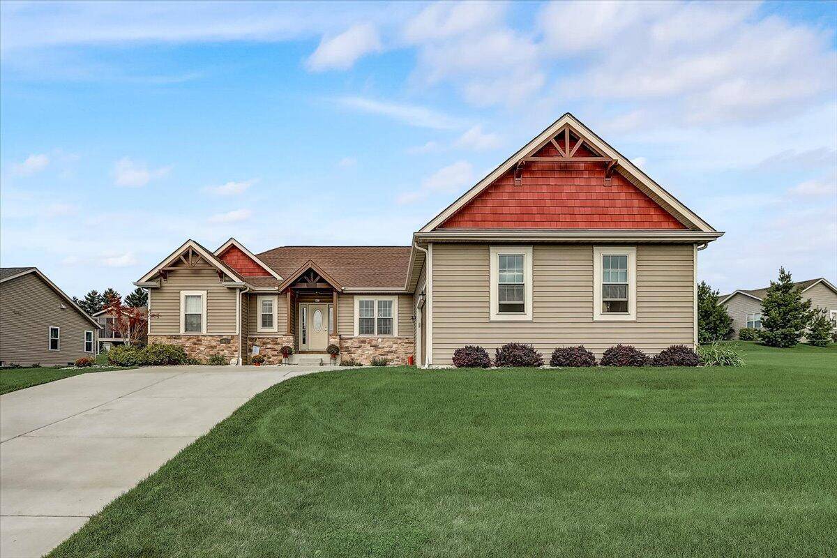 Lake Mills, WI 53551,871 Pinnacle Drive