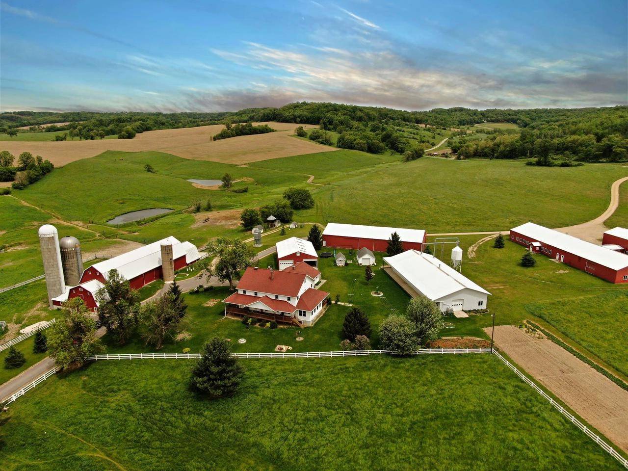 La Valle, WI 53941,E1920 County Road G