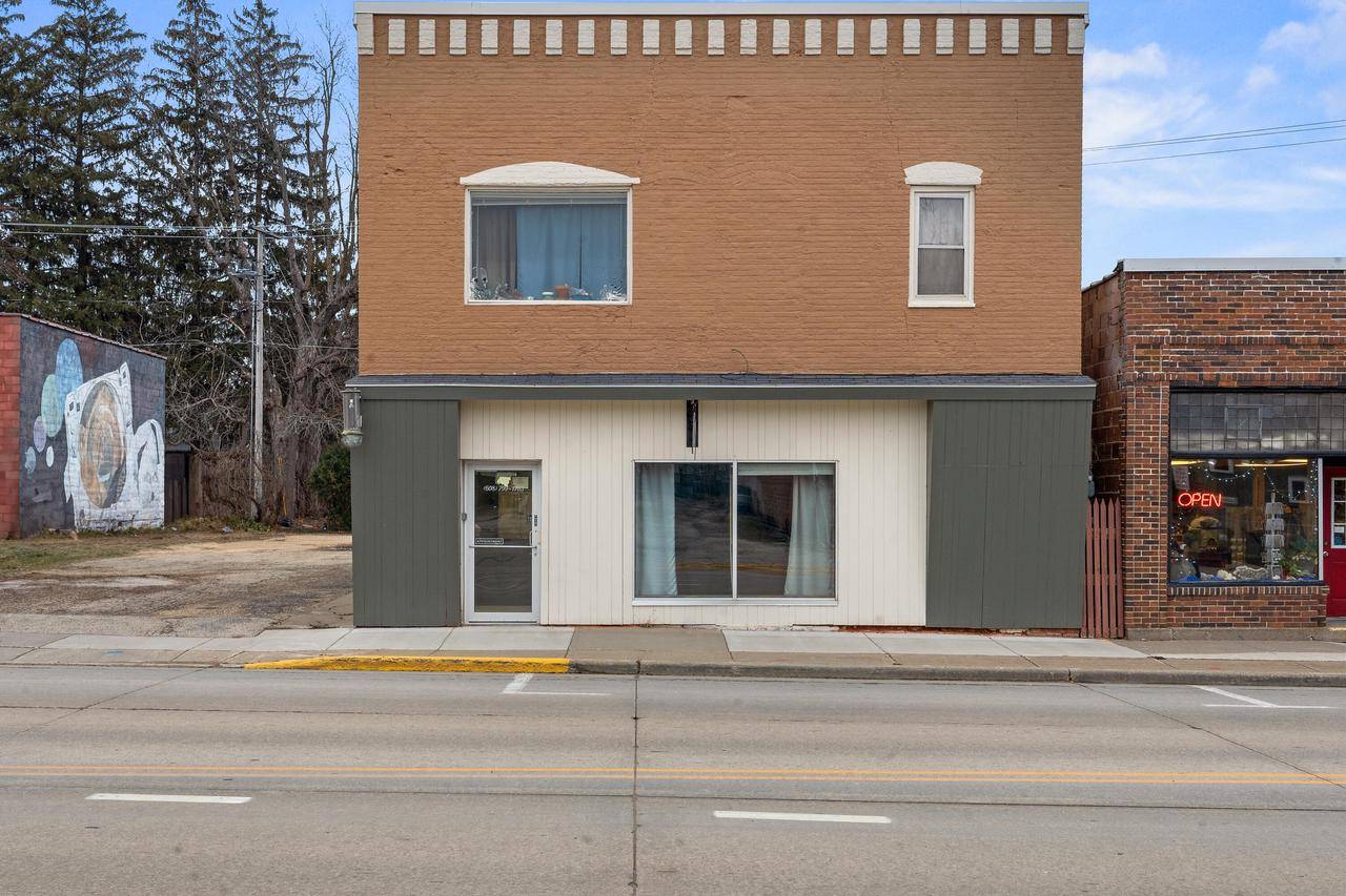 Viroqua, WI 54665,315 S Main Street
