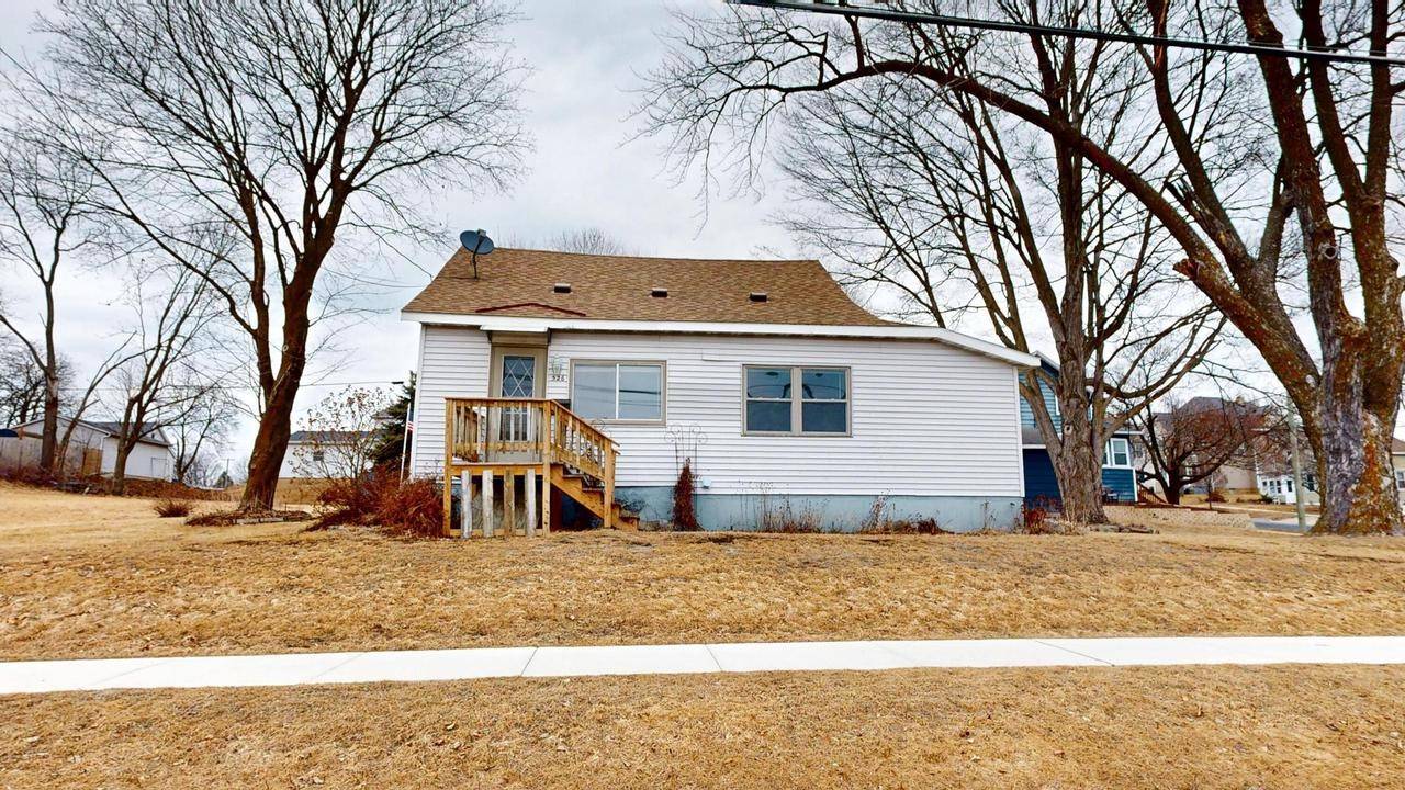 Stoughton, WI 53589,526 E South Street