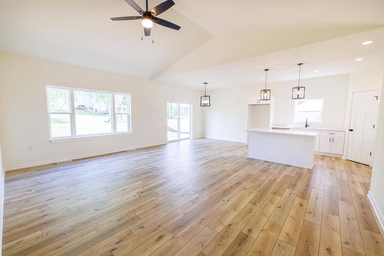 Theresa, WI 53091,405 Valley Drive