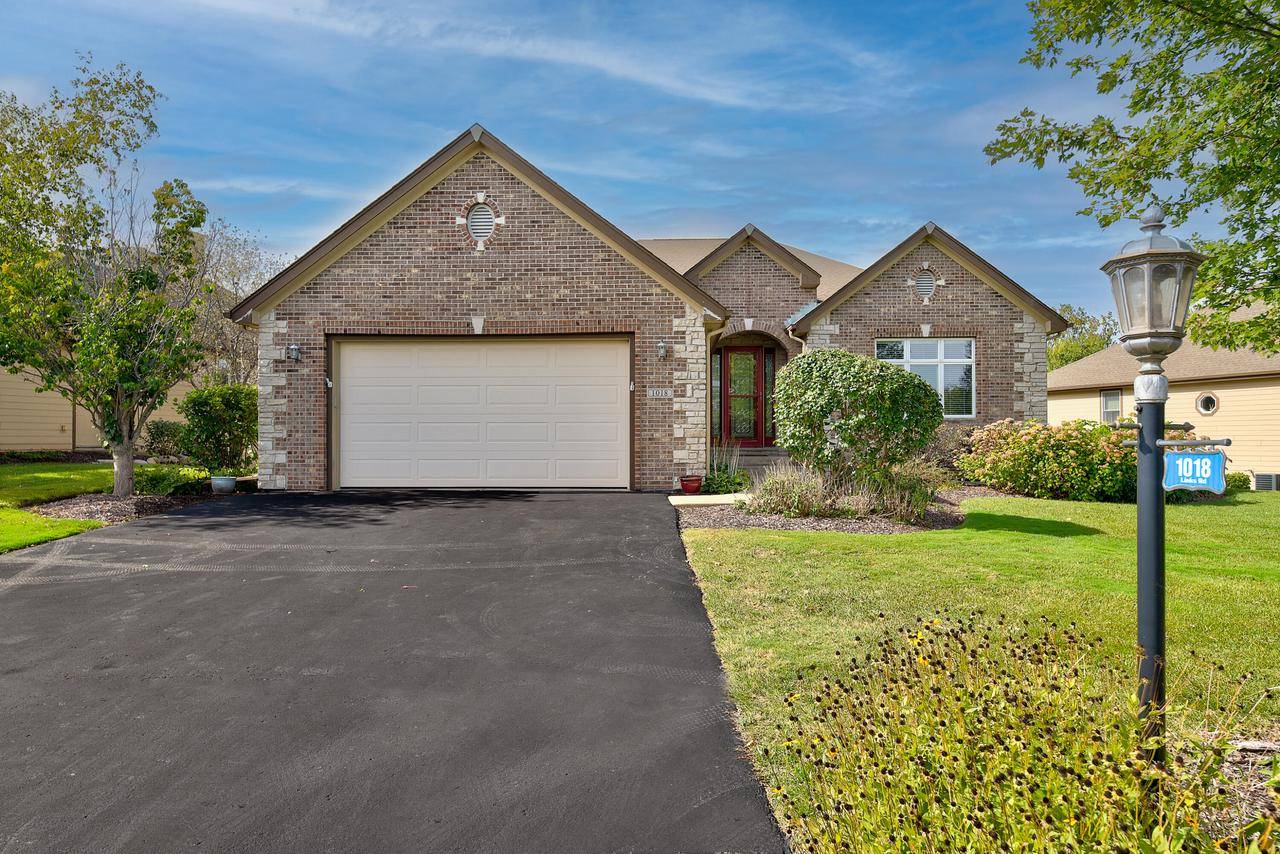 Lake Geneva, WI 53147,1018 Links Road #52-17