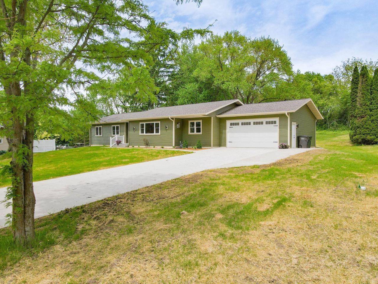 Jefferson, WI 53549,269 Aztalan Court