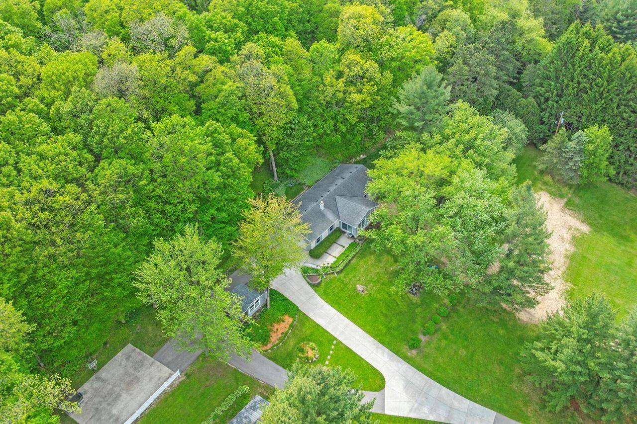 Neosho, WI 53059,W1555 County Road NN