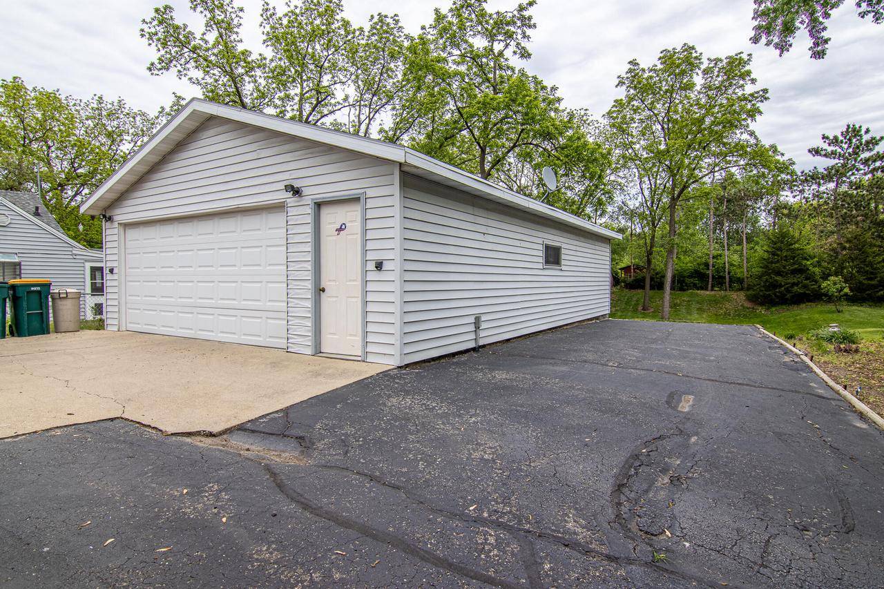 Fort Atkinson, WI 53538,917 Whitewater Avenue