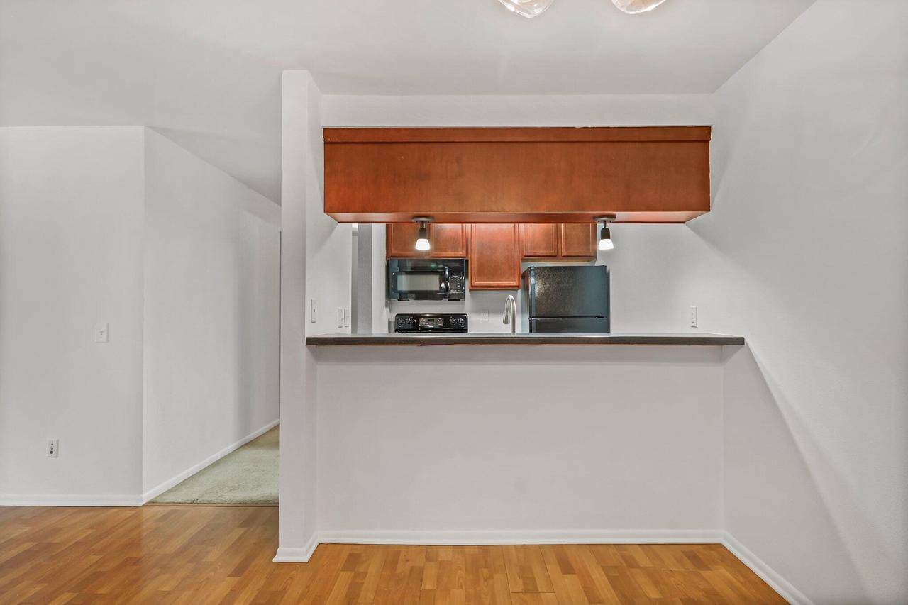 Madison, WI 53704,4334 Melody Lane #107
