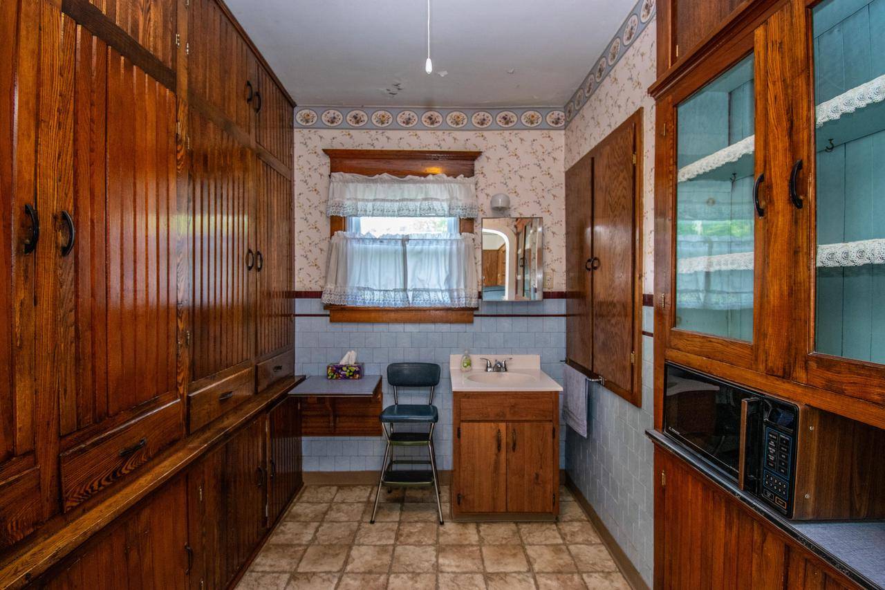 Mayville, WI 53050,20 County Road Y N