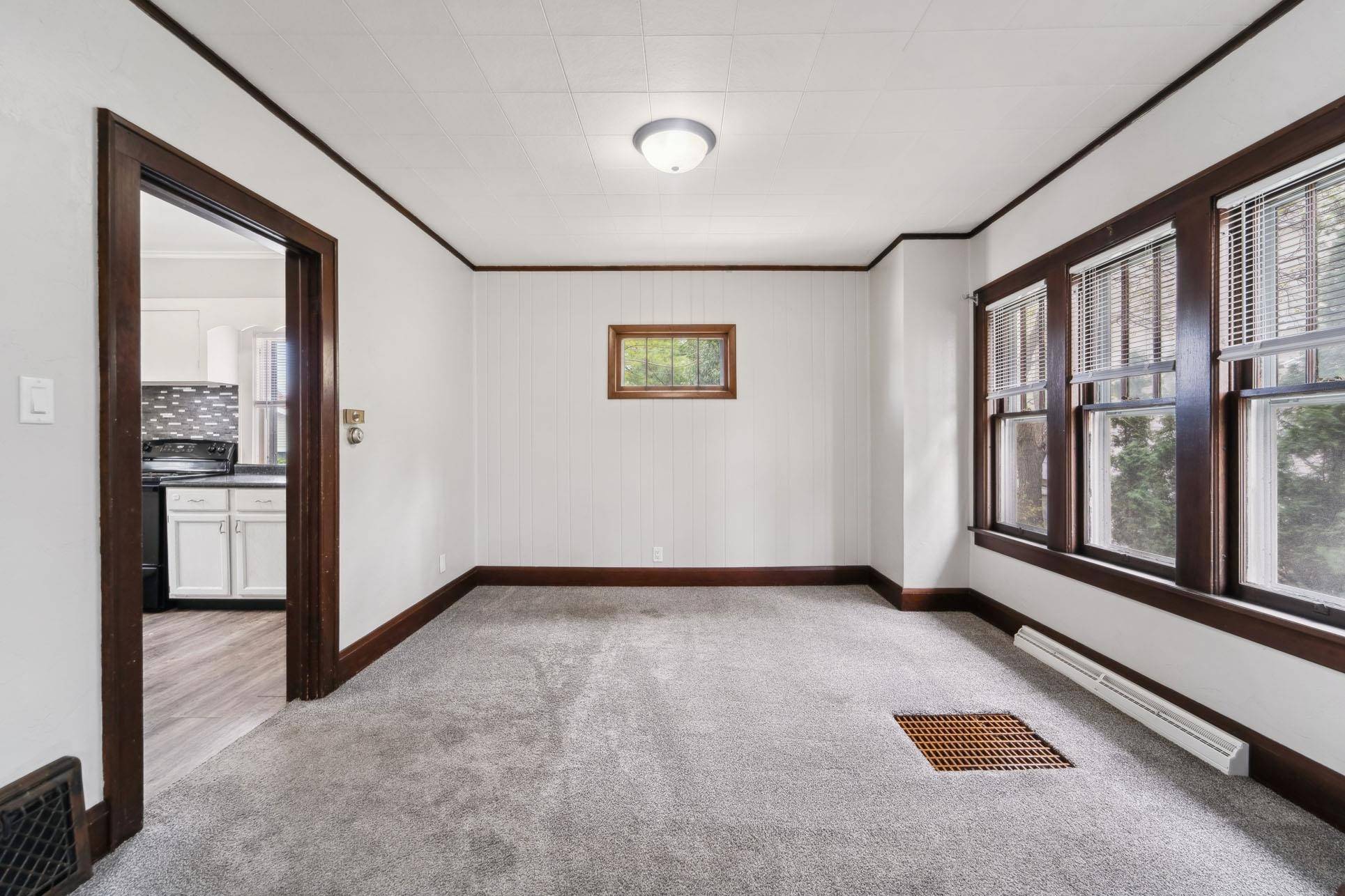 Fond Du Lac, WI 54935,245 N PARK Avenue