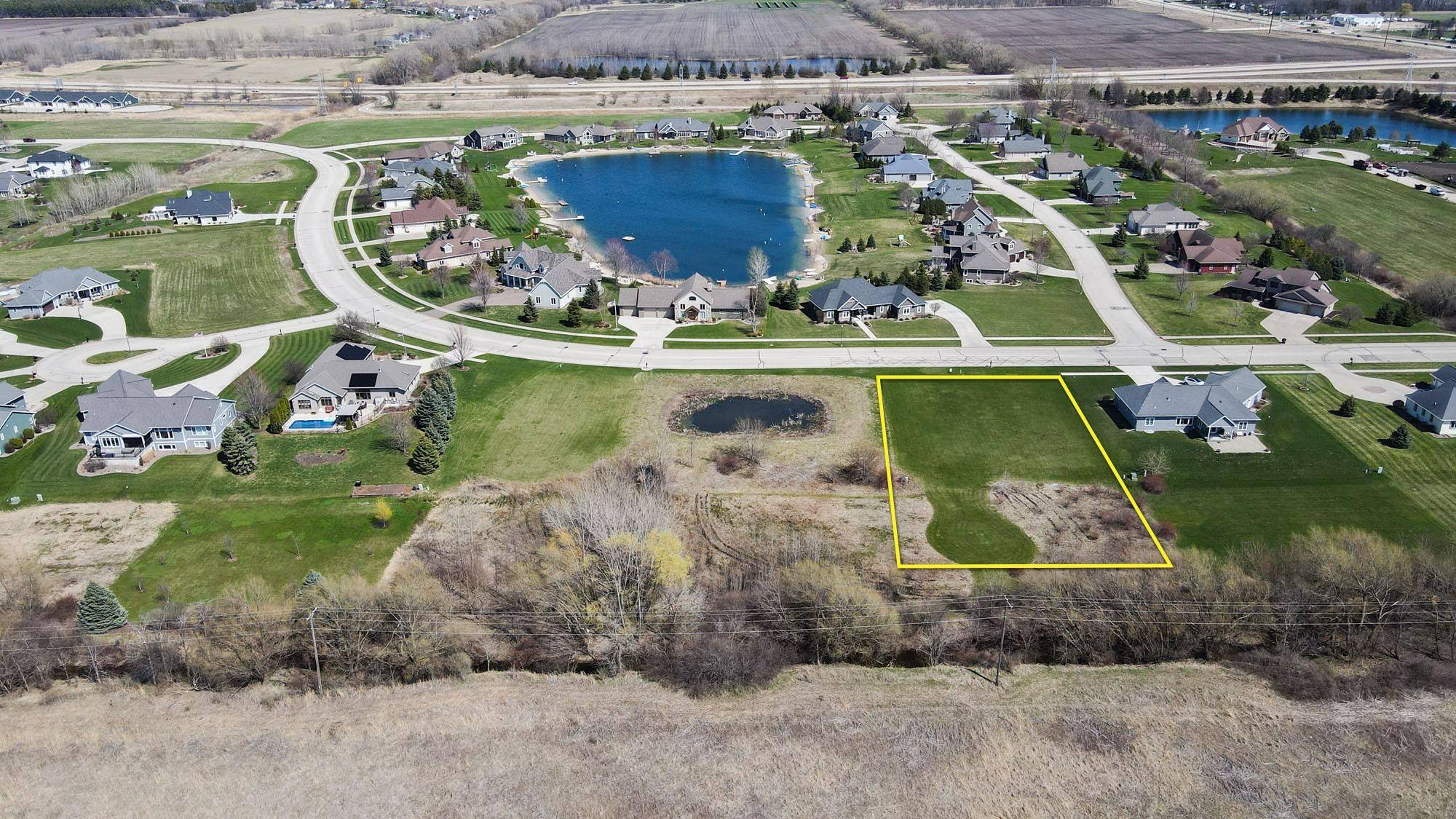 Fond Du Lac, WI 54935,382 N COUNTRY Lane