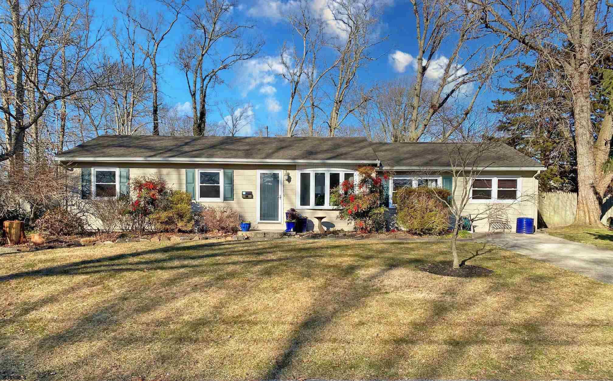 Northfield, NJ 08225,415 W Oakcrest