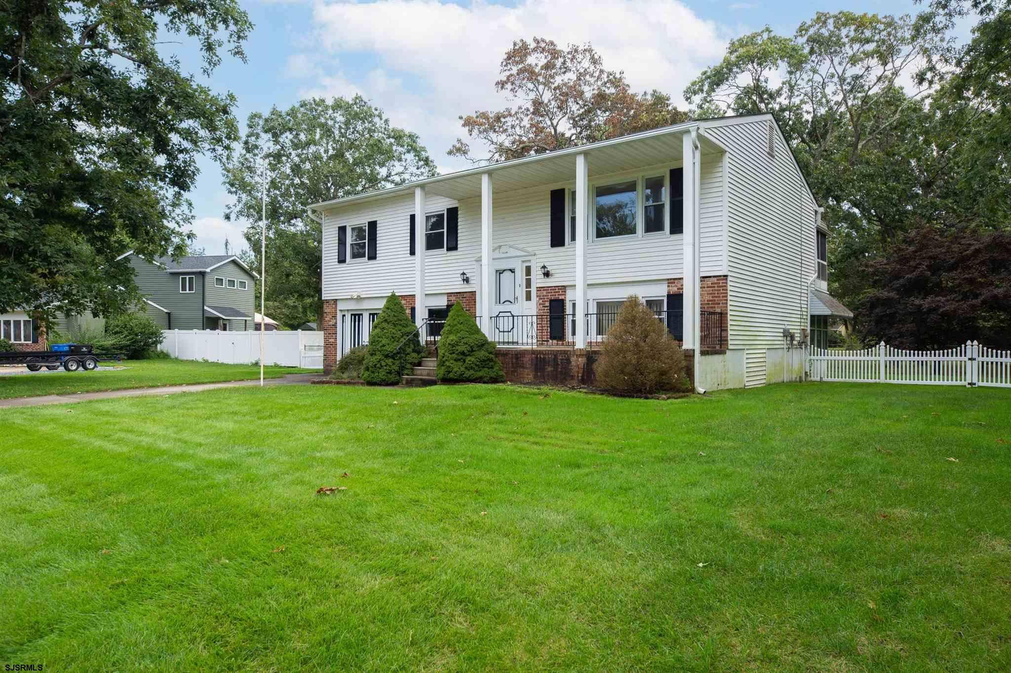 Ocean View, NJ 08230,11 White Oak Dr